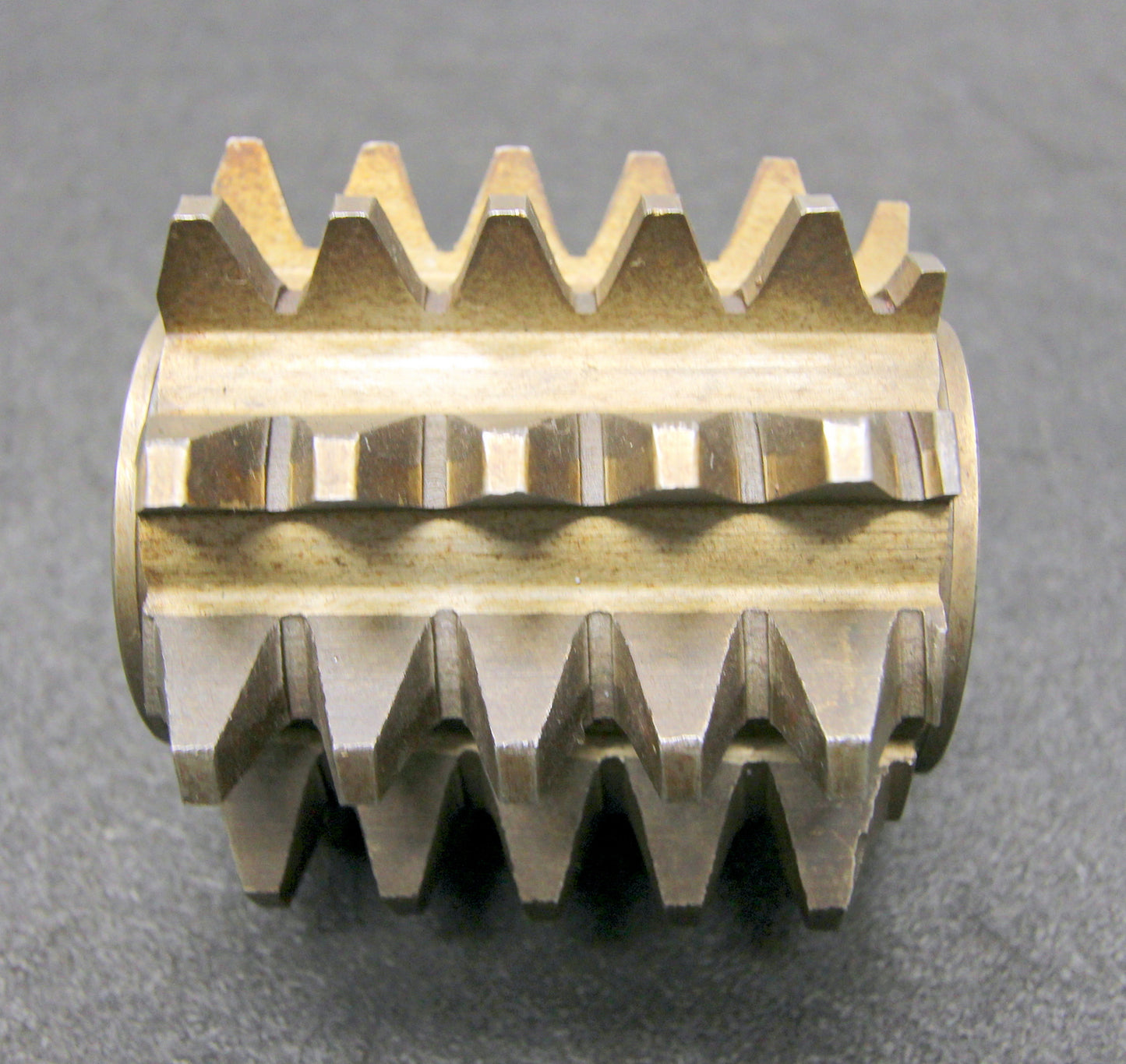 Bild des Artikels Vollstahlwälzfräser-gear-hob-m-=-5mm-20°-EGW-Abmessungen-Ø90x90xØ27mm-mit-LKN