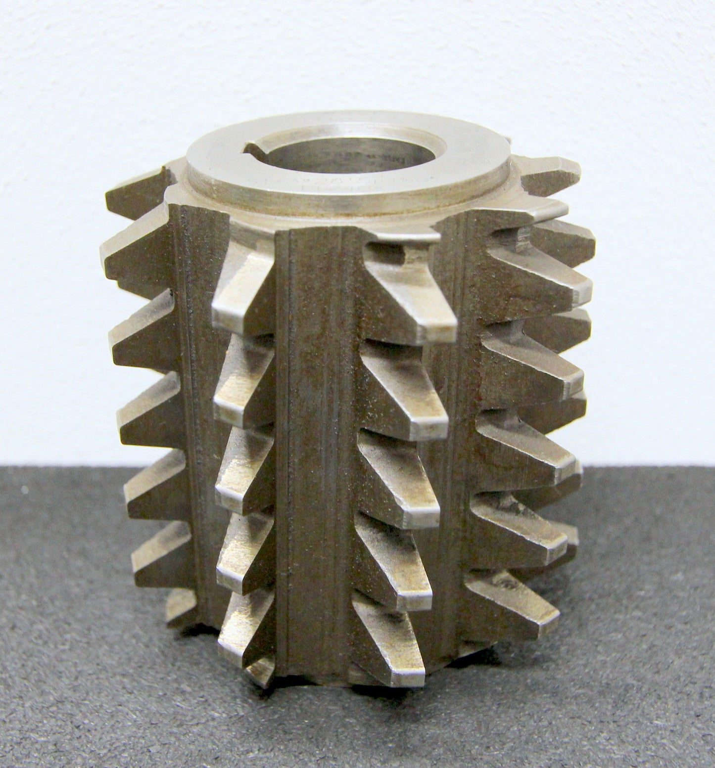 Bild des Artikels J.E.-REINECKER-Vollstahlwälzfräser-gear-hob-m-=-4,5mm-20°-EGW-Ø80x85xØ27mm-LKN