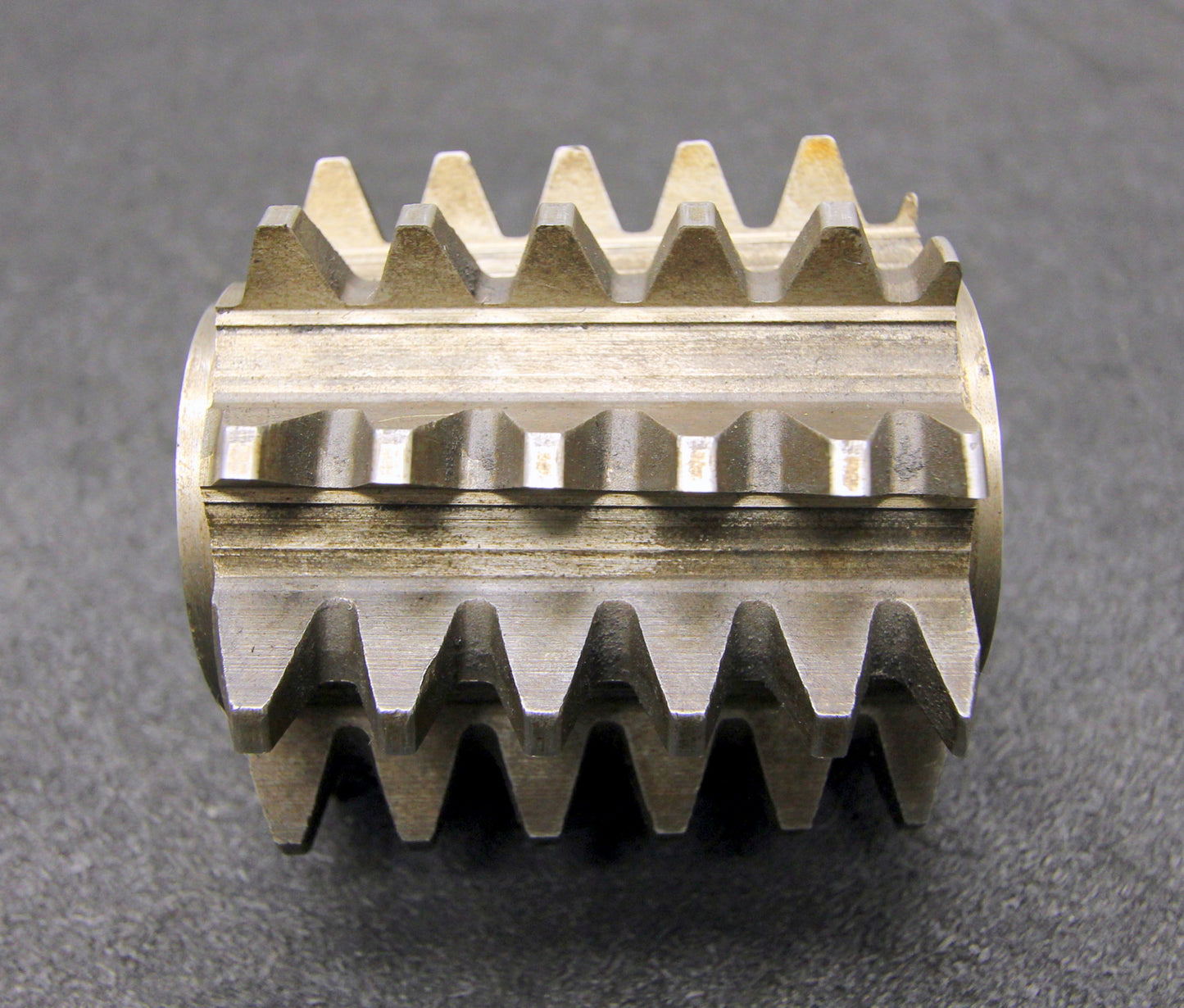 Bild des Artikels J.E.-REINECKER-Vollstahlwälzfräser-gear-hob-m-=-4,5mm-20°-EGW-Ø80x85xØ27mm-LKN