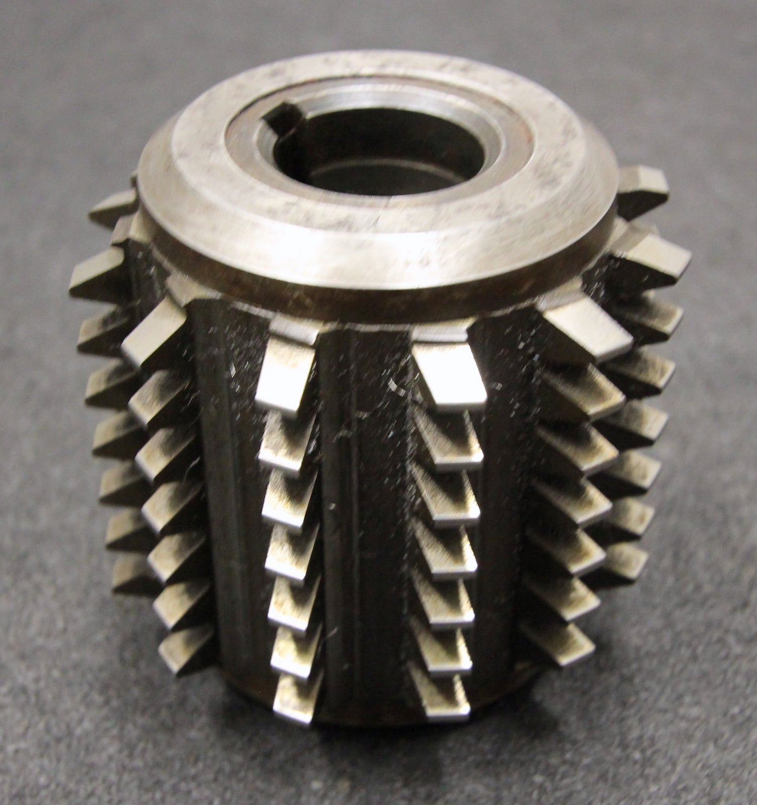 Bild des Artikels SAAZOR-Stollenwälzfräser-involute-spline-hob-Vorfräser-m-=-2,75mm-Ø85x80xØ27mm