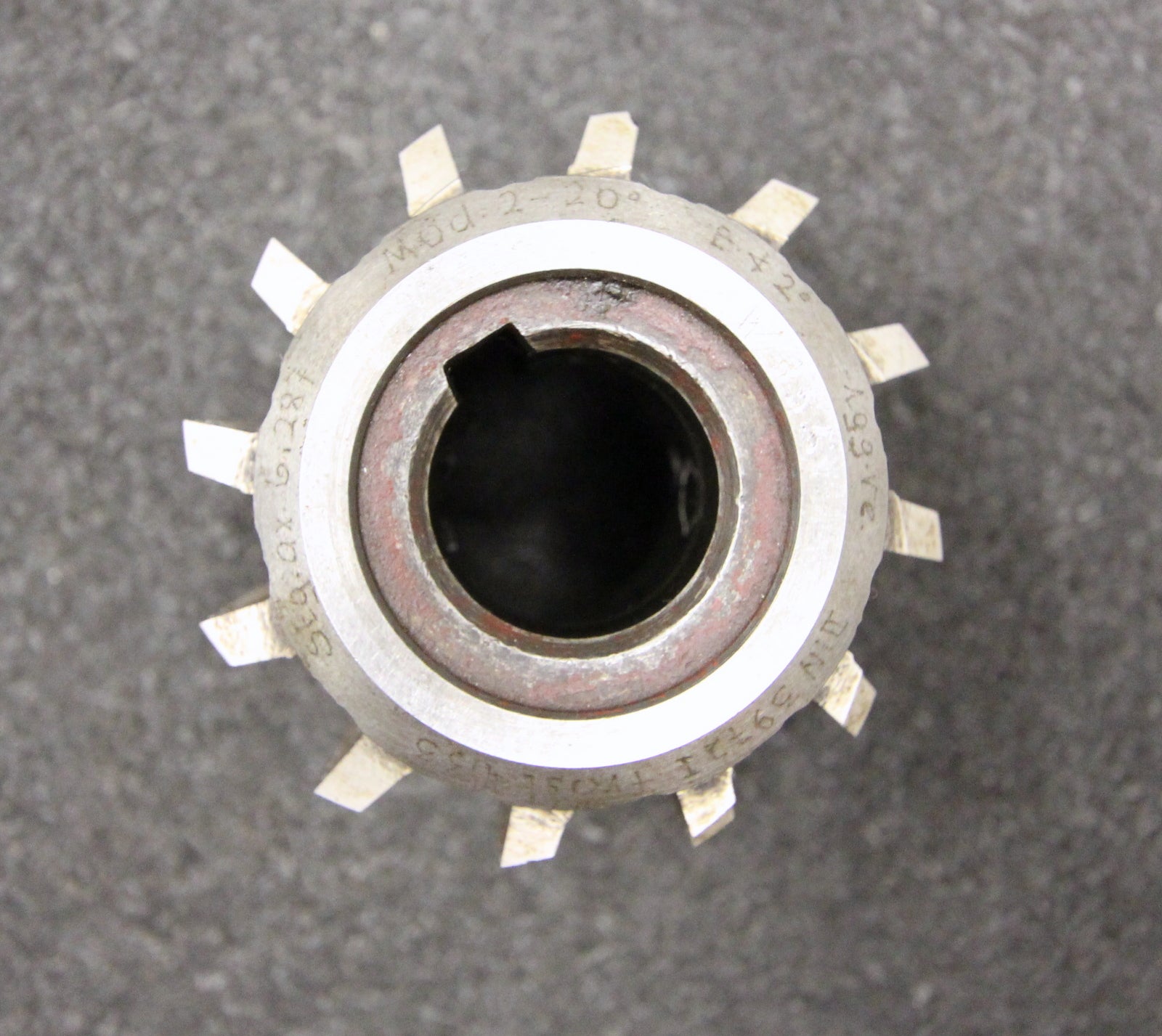 Bild des Artikels SAAZOR-Vollstahlwälzfräser-involute-spline-hob-m-=-2mm-BP-I-DIN3972-Ø60x65xØ22mm