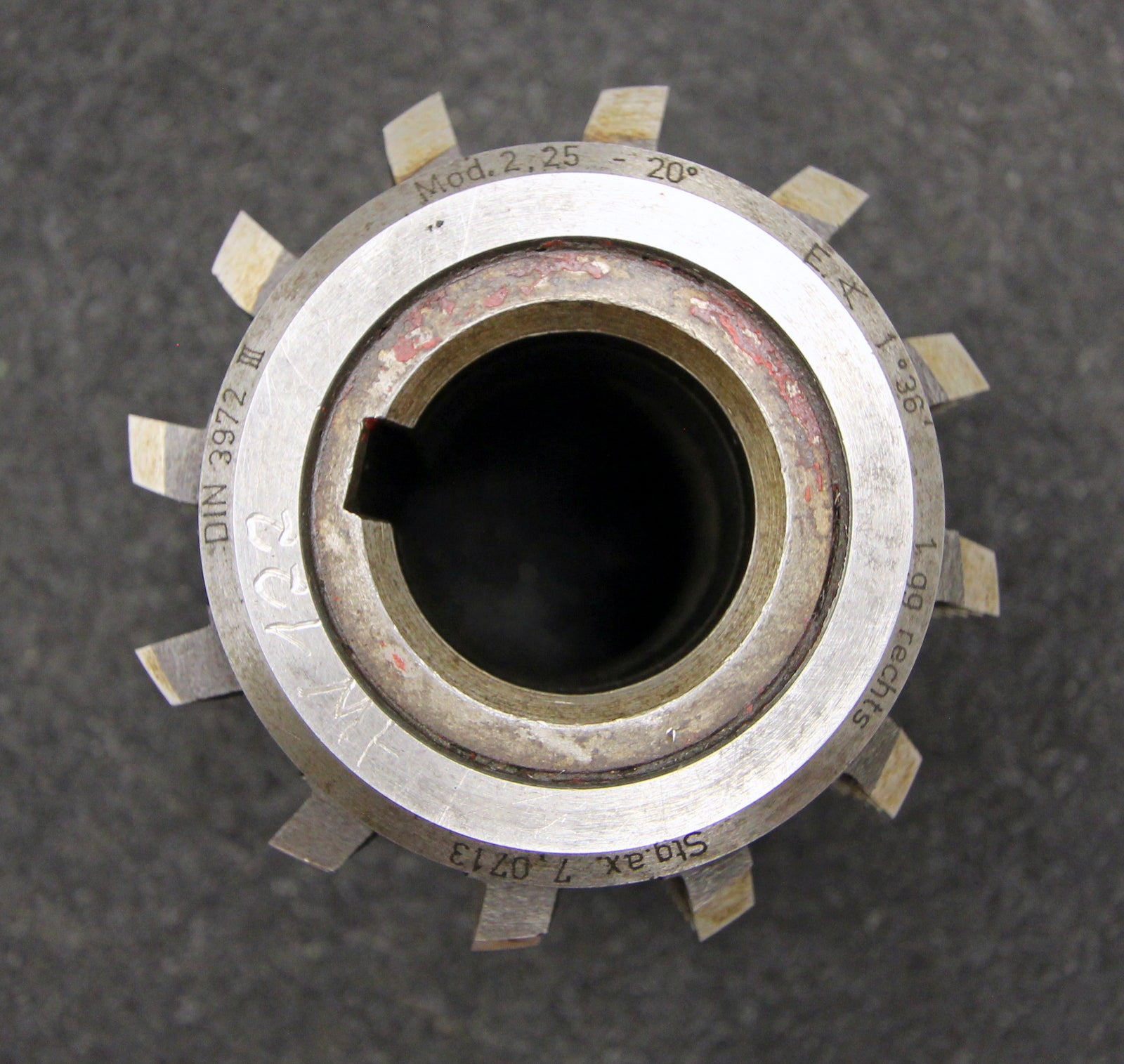 Bild des Artikels SAAZOR-Stollenwälzfräser-involute-spline-hob-m-=-2,25mm-BP-III-nach-DIN3972