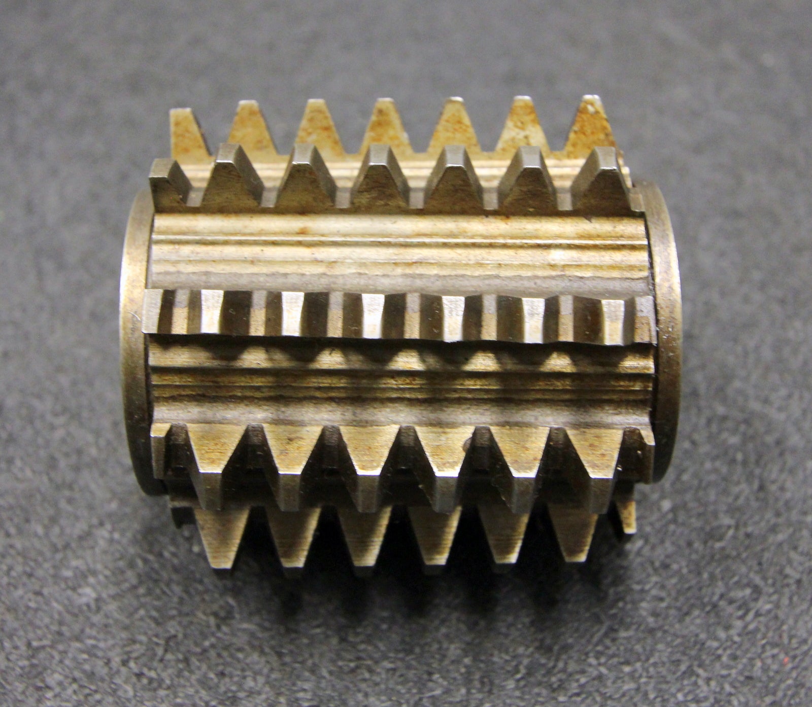 Bild des Artikels FETTE-Vollstahlwälzfräser-gear-hob-m-=-3mm-20°-EGW-Ø65x70xØ27mm-LKN-1gg.-L