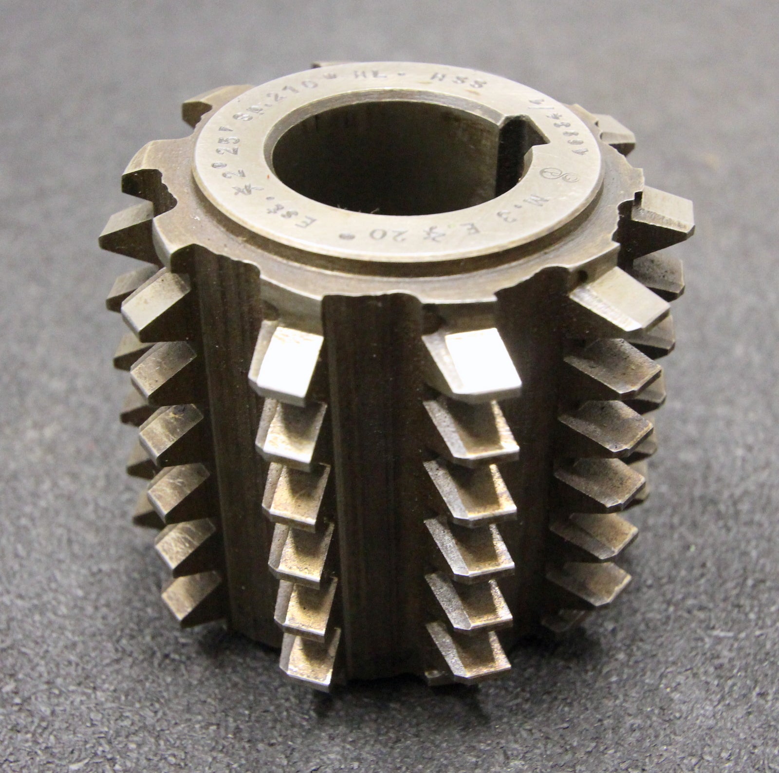 Bild des Artikels GPS-Vollstahlwälzfräser-gear-hob-m-=-3mm-20°-EGW-Ø80x70xØ32mm-LKN-1gg.-R