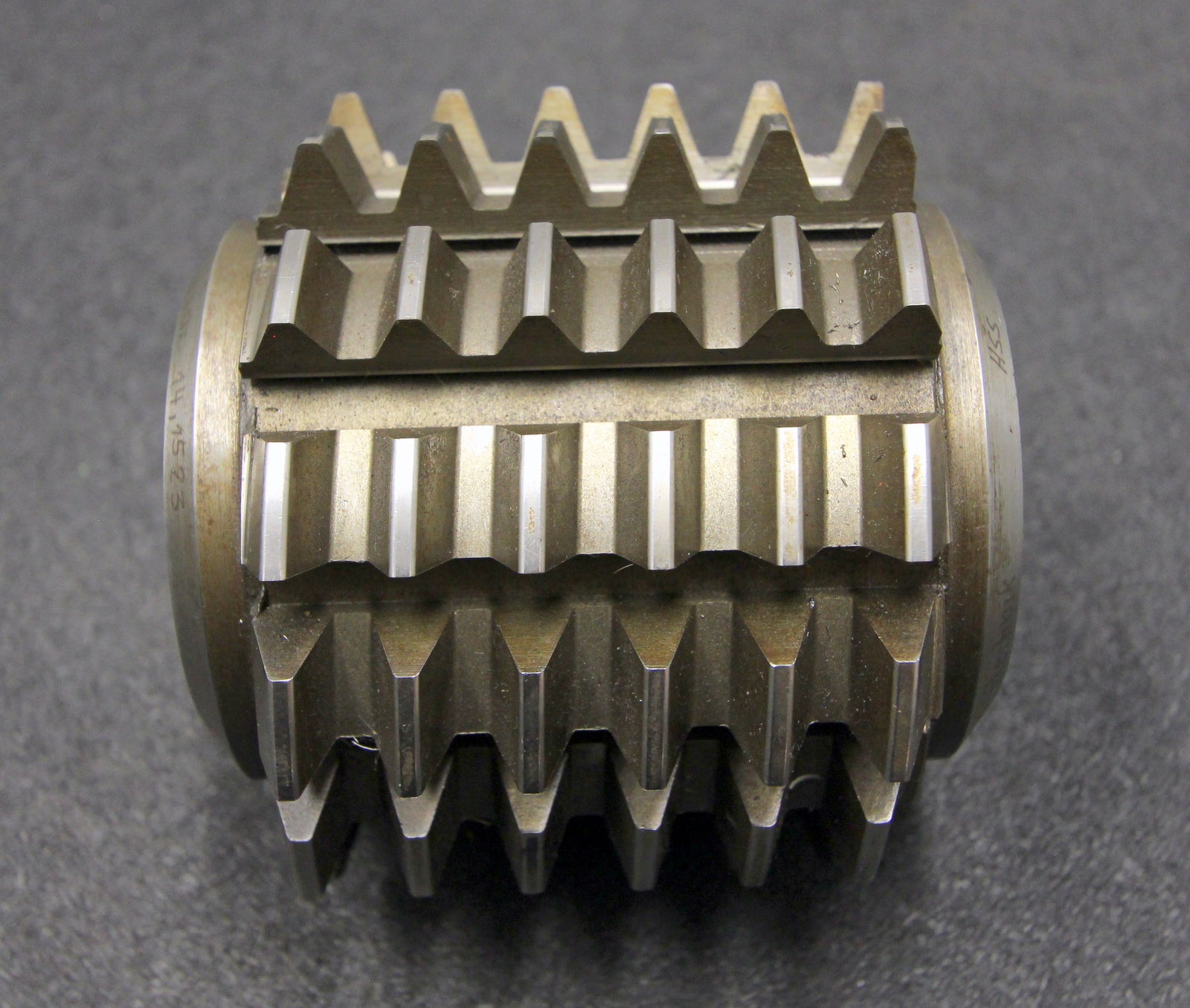 Bild des Artikels SAAZOR-Stollenwälzfräser-involute-spline-hob-Vorfräser-m-=-4,5mm-20°-EGW