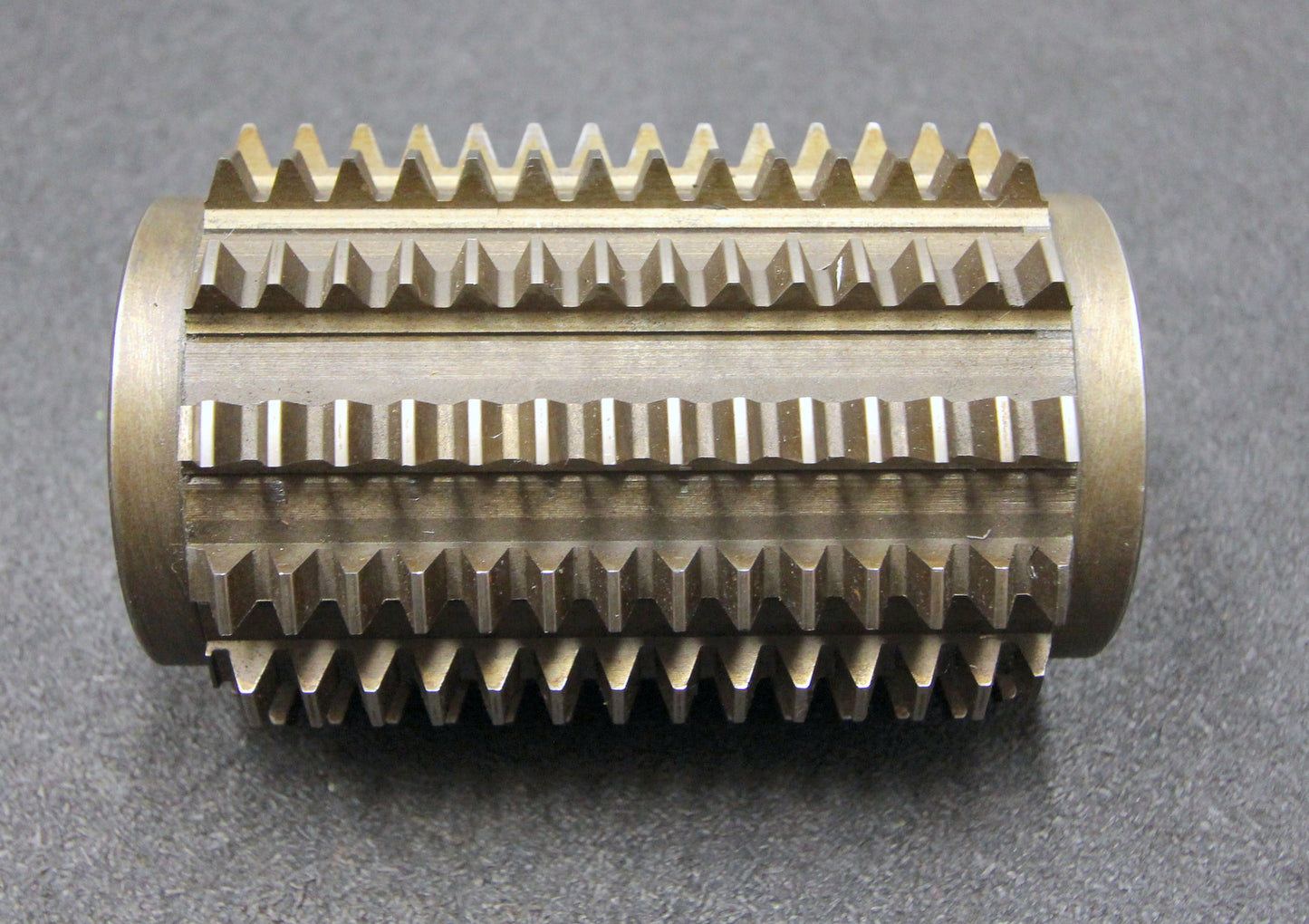 Bild des Artikels FETTE-Stollenwälzfräser-involute-spline-hob-m=2,5mm-BP-III-DIN3972-Ø85x130xØ32mm