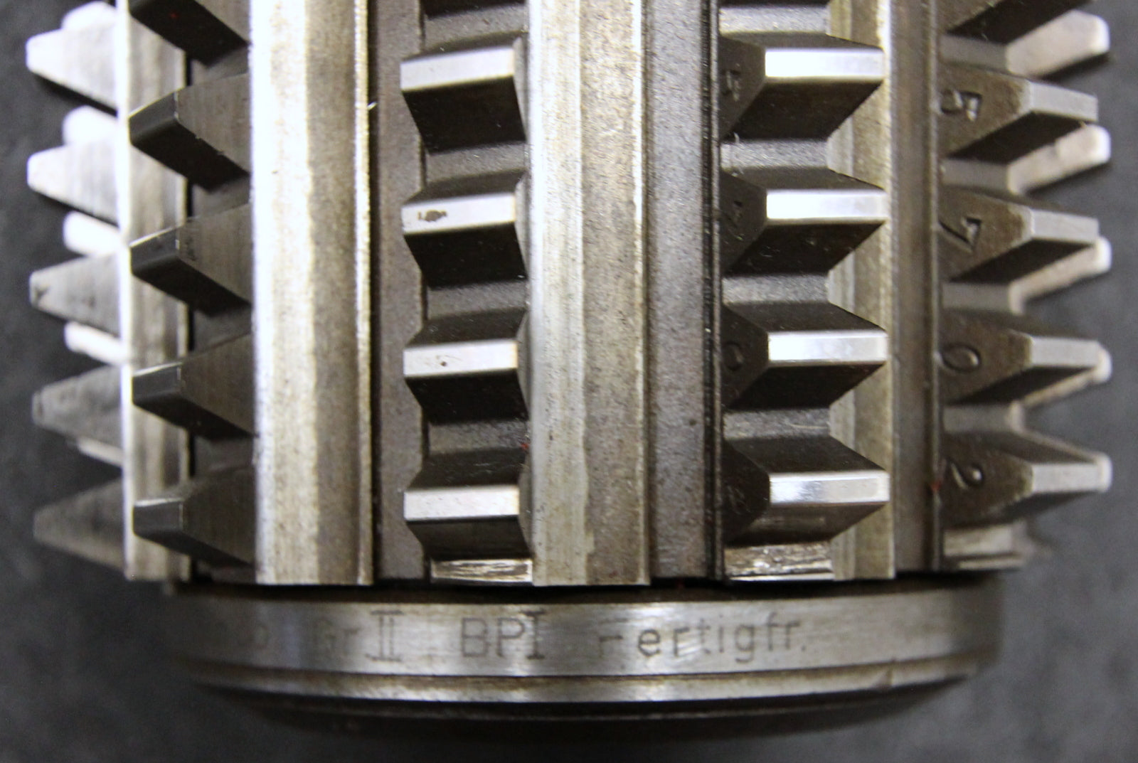 Bild des Artikels KLINGELNBERG-Stollenwälzfräser-involute-spline-hob-Fertigfräser-m-=-3mm-1gg.-R