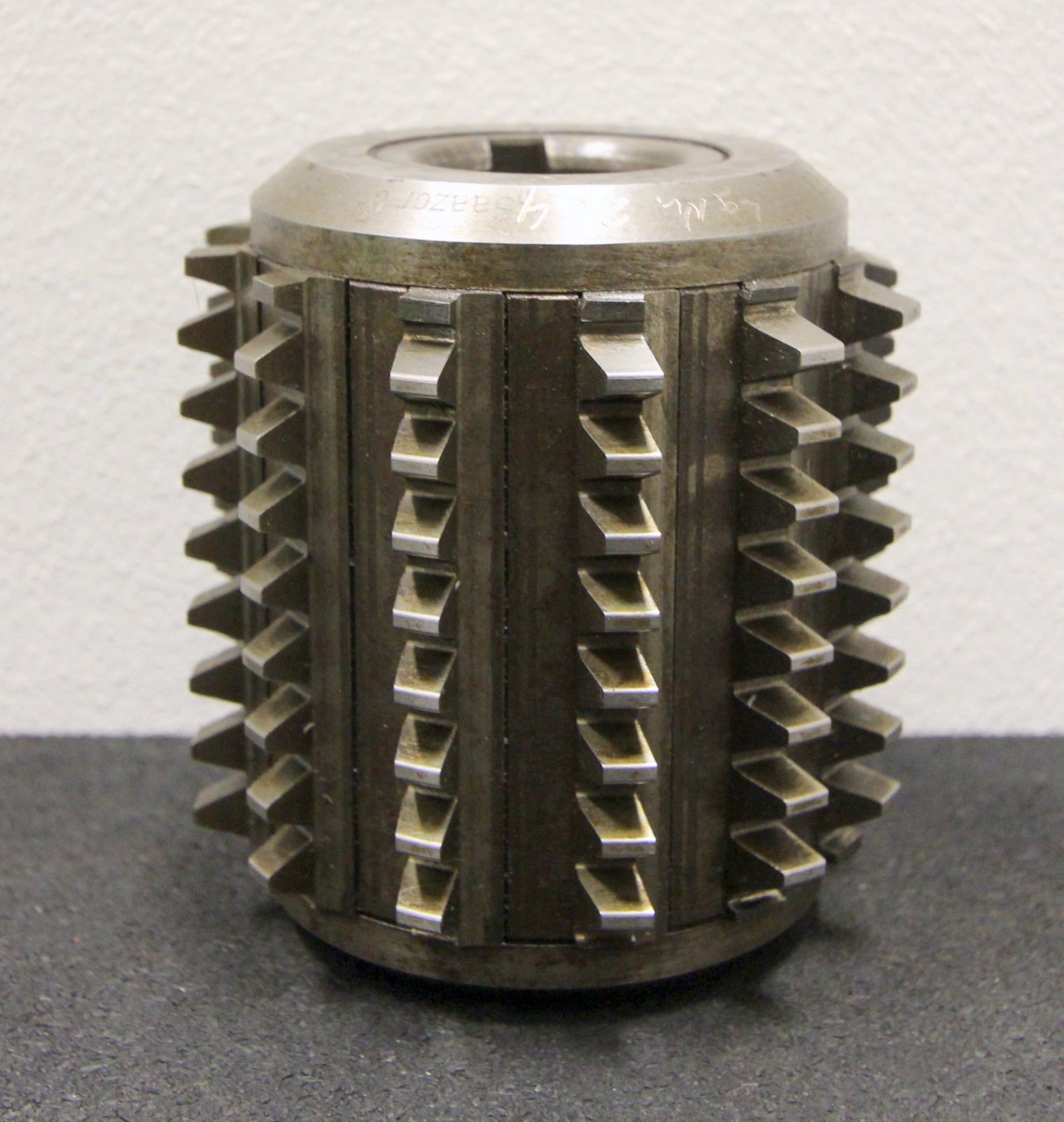 Bild des Artikels SAAZOR-Stollenwälzfräser-involute-spline-hob-Fertigfräser-m-=-3mm-Ø100x105xØ32mm