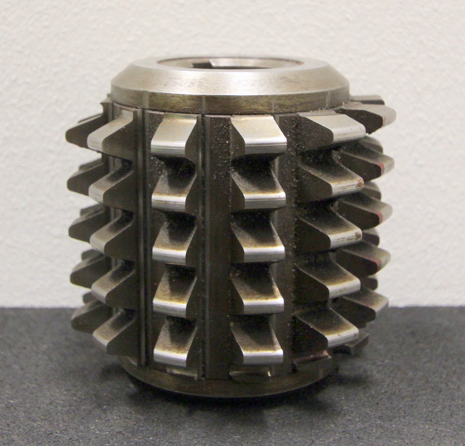 Bild des Artikels SAAZOR-Stollenwälzfräser-involute-spline-hob-m-=-5mm-20°-EGW-Ø100x105xØ32mm