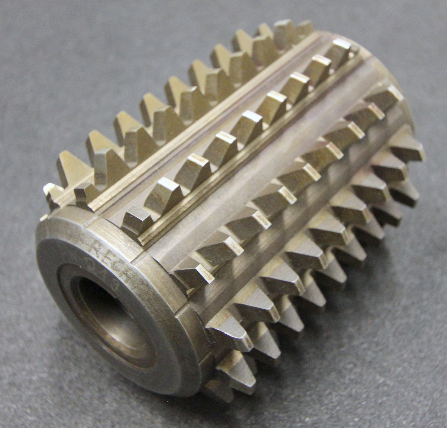 Bild des Artikels SAAZOR-Stollenwälzfräser-involute-spline-hob-m-=-4,5mm-BP-I-nach-DIN3972-1gg.-R
