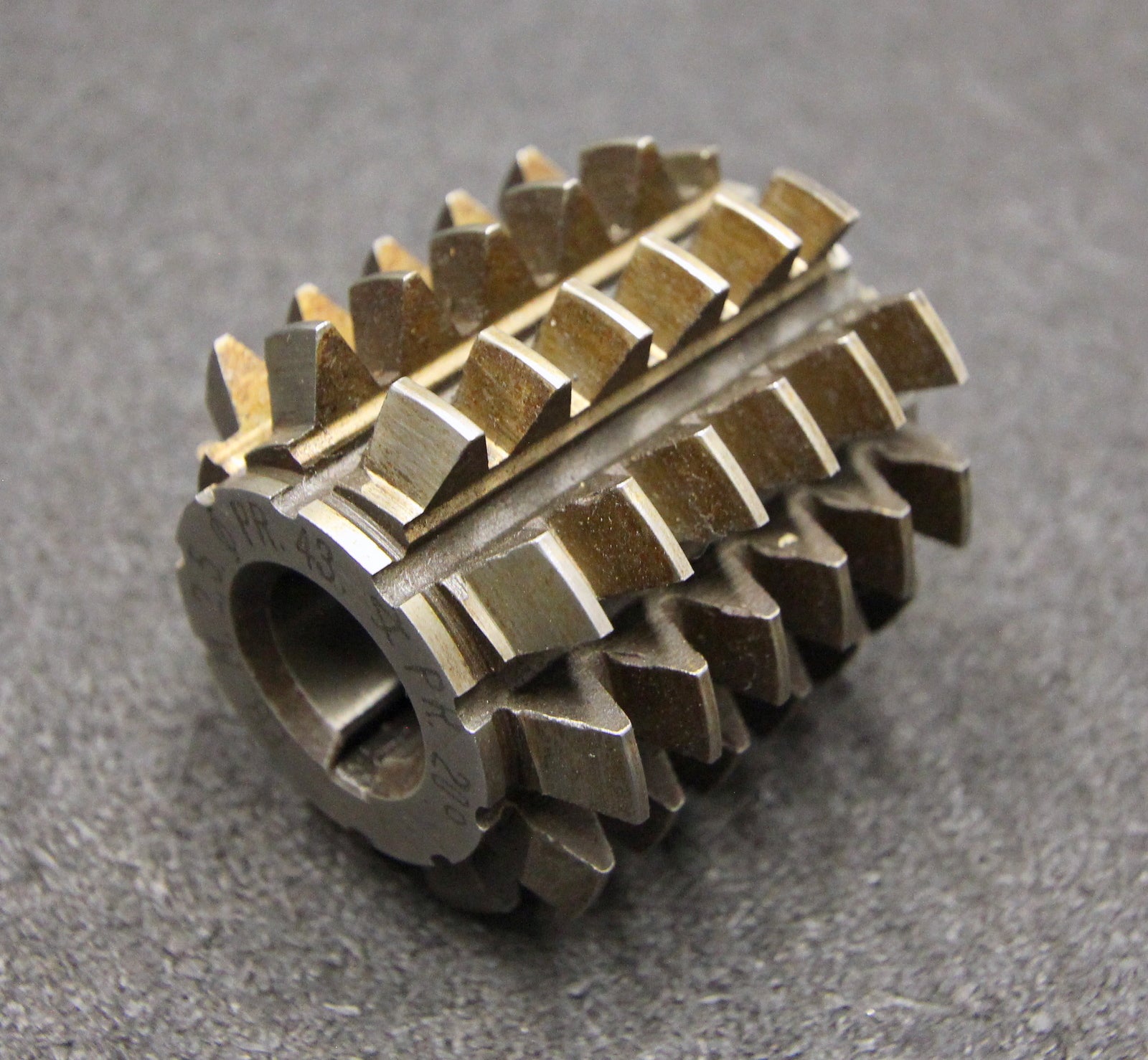 Bild des Artikels KLINGENBERG-Vollstahlwälzfräser-gear-hob-m-=-2,5mm-20°-EGW-Ø50x50xØ16mm