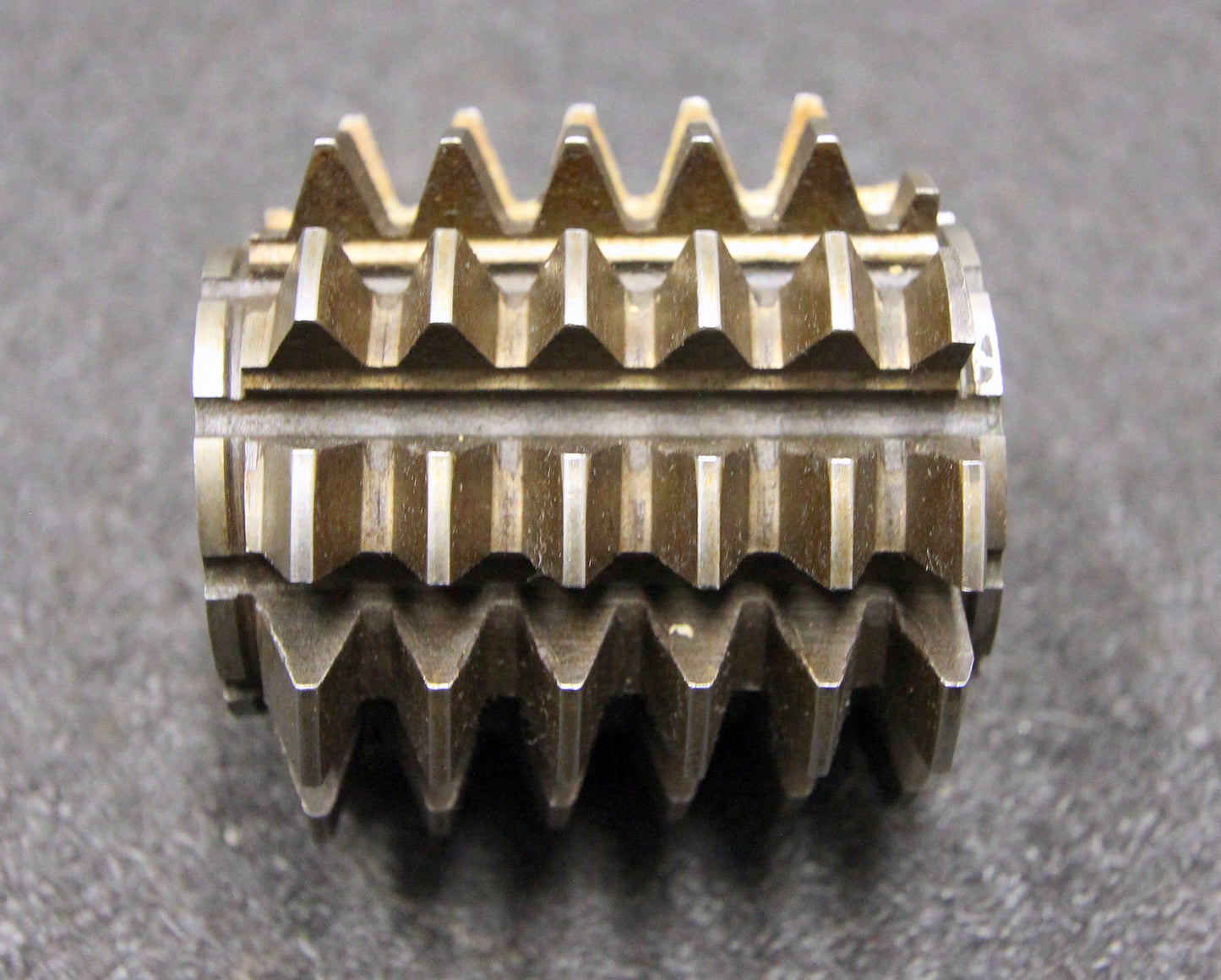 Bild des Artikels KLINGENBERG-Vollstahlwälzfräser-gear-hob-m-=-2,5mm-20°-EGW-Ø50x50xØ16mm