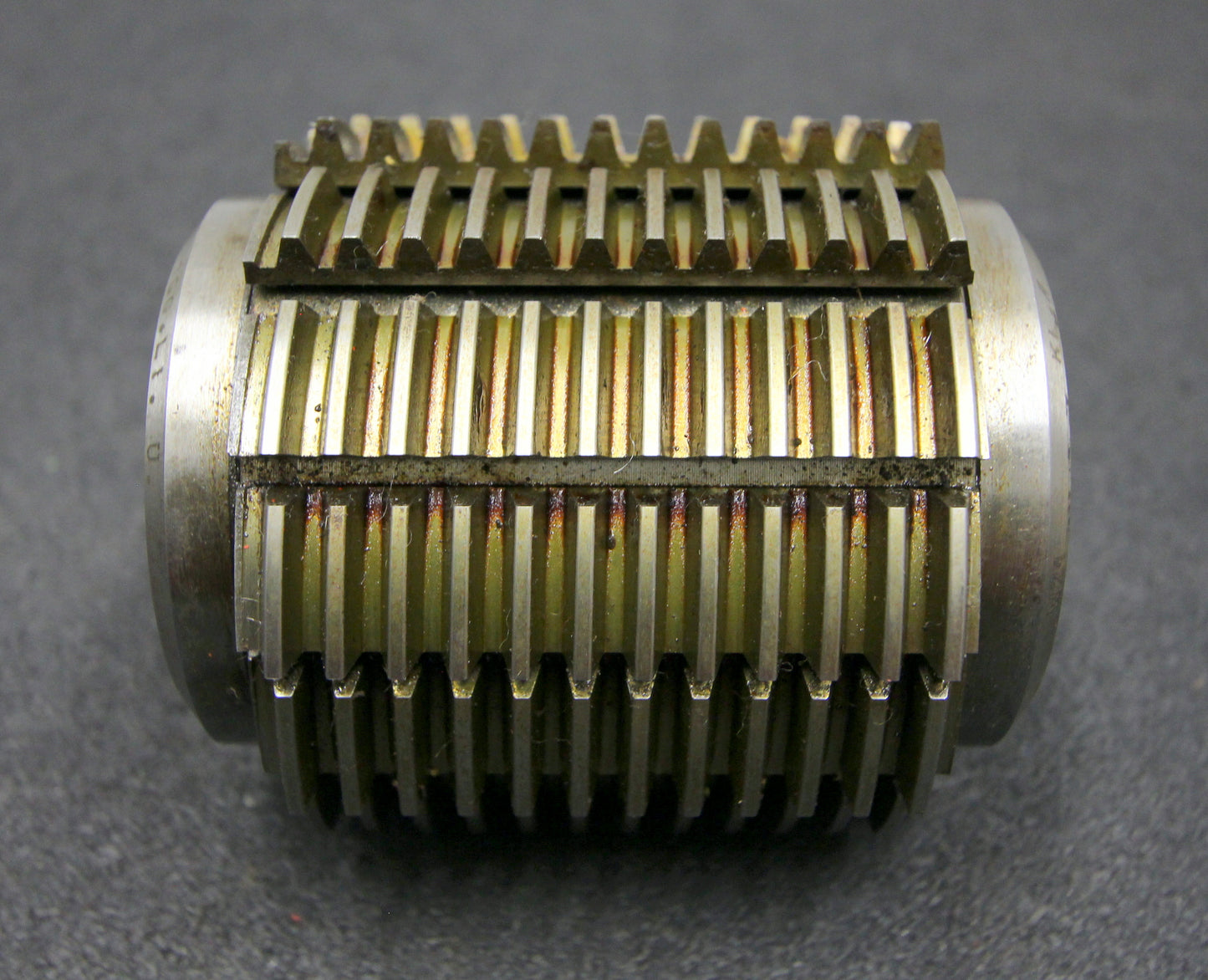 Bild des Artikels SAAZOR-Stollenwälzfräser-involute-spline-hob-m-=-1,8mm-15°-EGW-Ø80x90xØ27mm