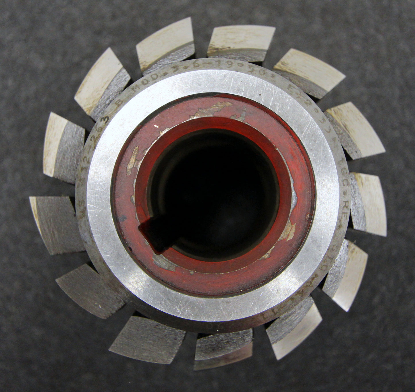 Bild des Artikels SAAZOR-Stollenwälzfräser-involute-spline-hob-m-=-3,6mm-19°50´-EGW-Ø95x90xØ32mm