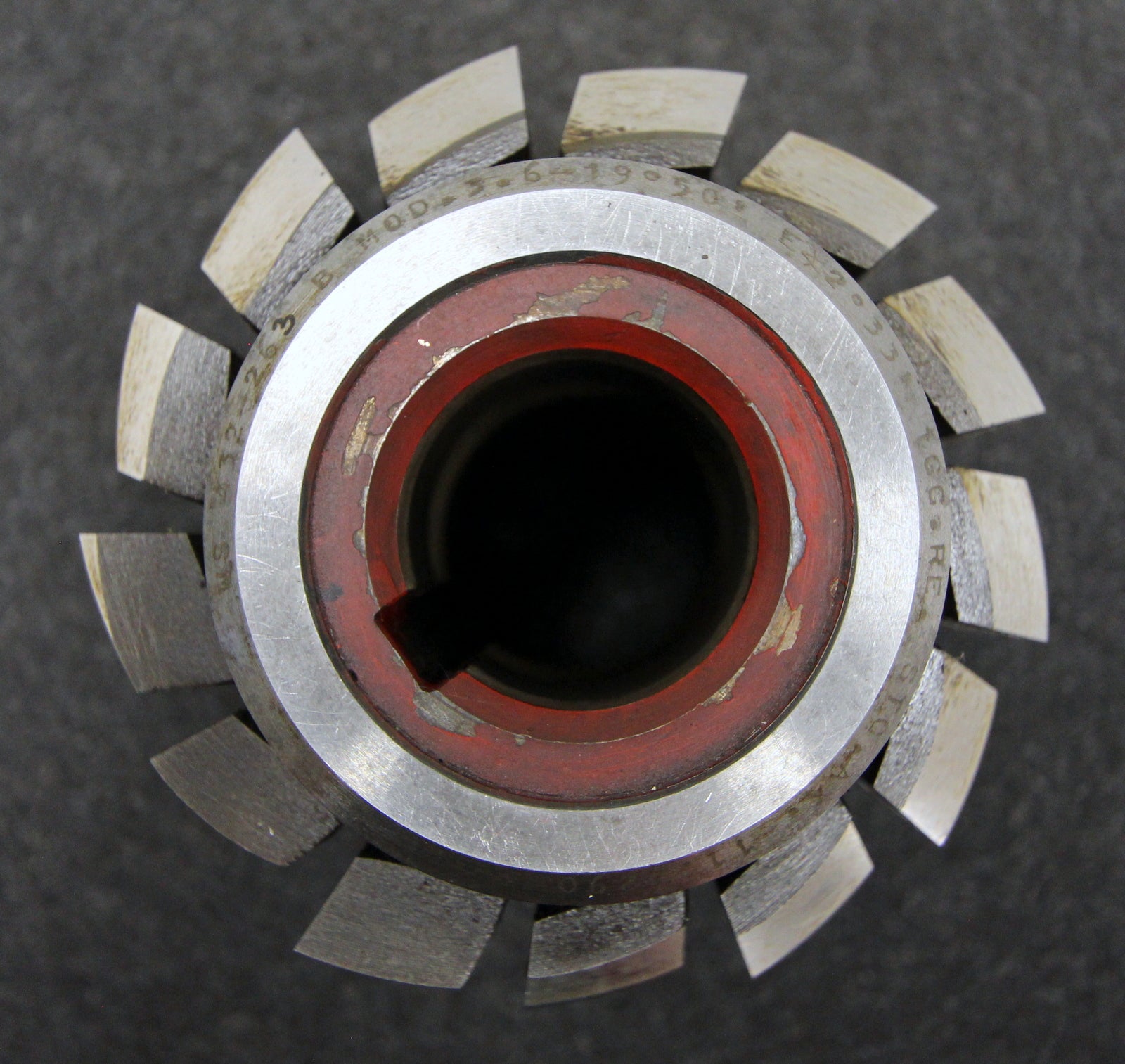 Bild des Artikels SAAZOR-Stollenwälzfräser-involute-spline-hob-m-=-3,6mm-19°50´-EGW-Ø95x90xØ32mm