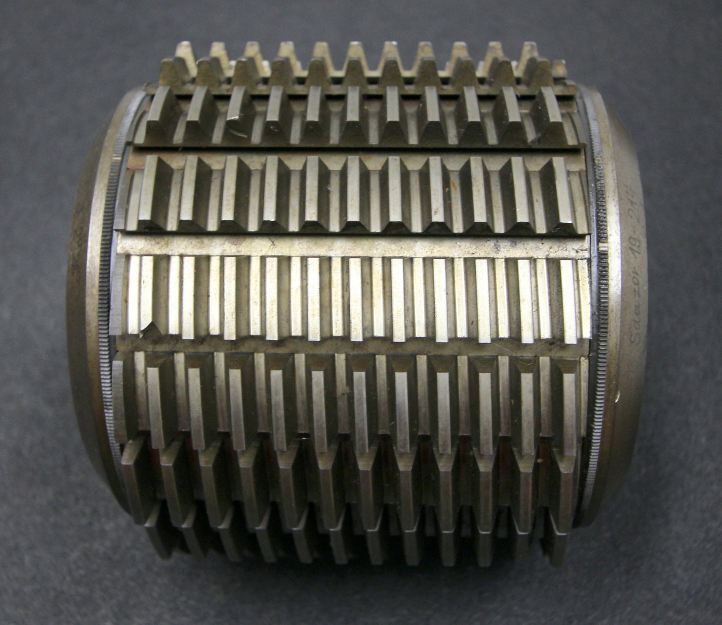 Bild des Artikels SAAZOR-Stollenwälzfräser-involute-spline-hob-Fertigfräser-m-=-3mm-15°-EGW