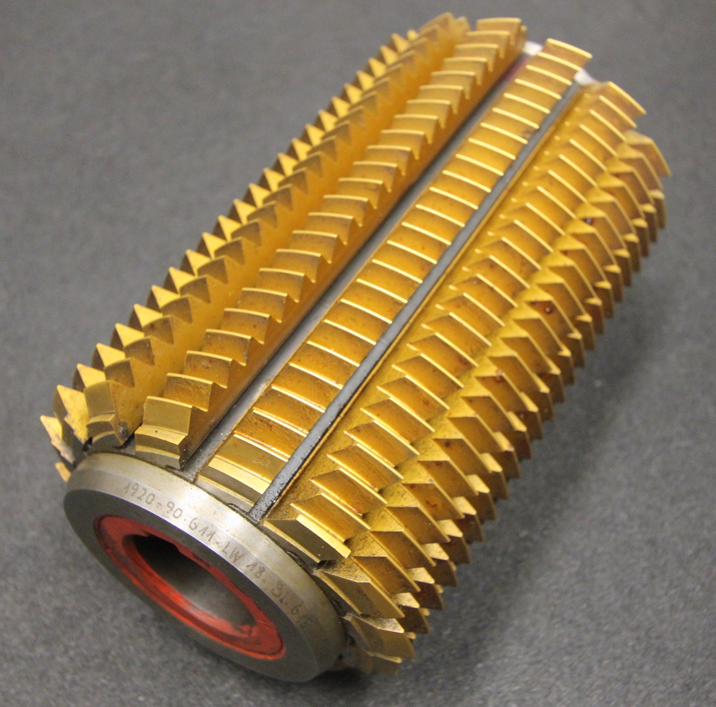 Bild des Artikels SAAZOR-Stollenwälzfräser-involute-spline-hob-m-=-2,5mm-25°-EGW-Ø120x210xØ40mm