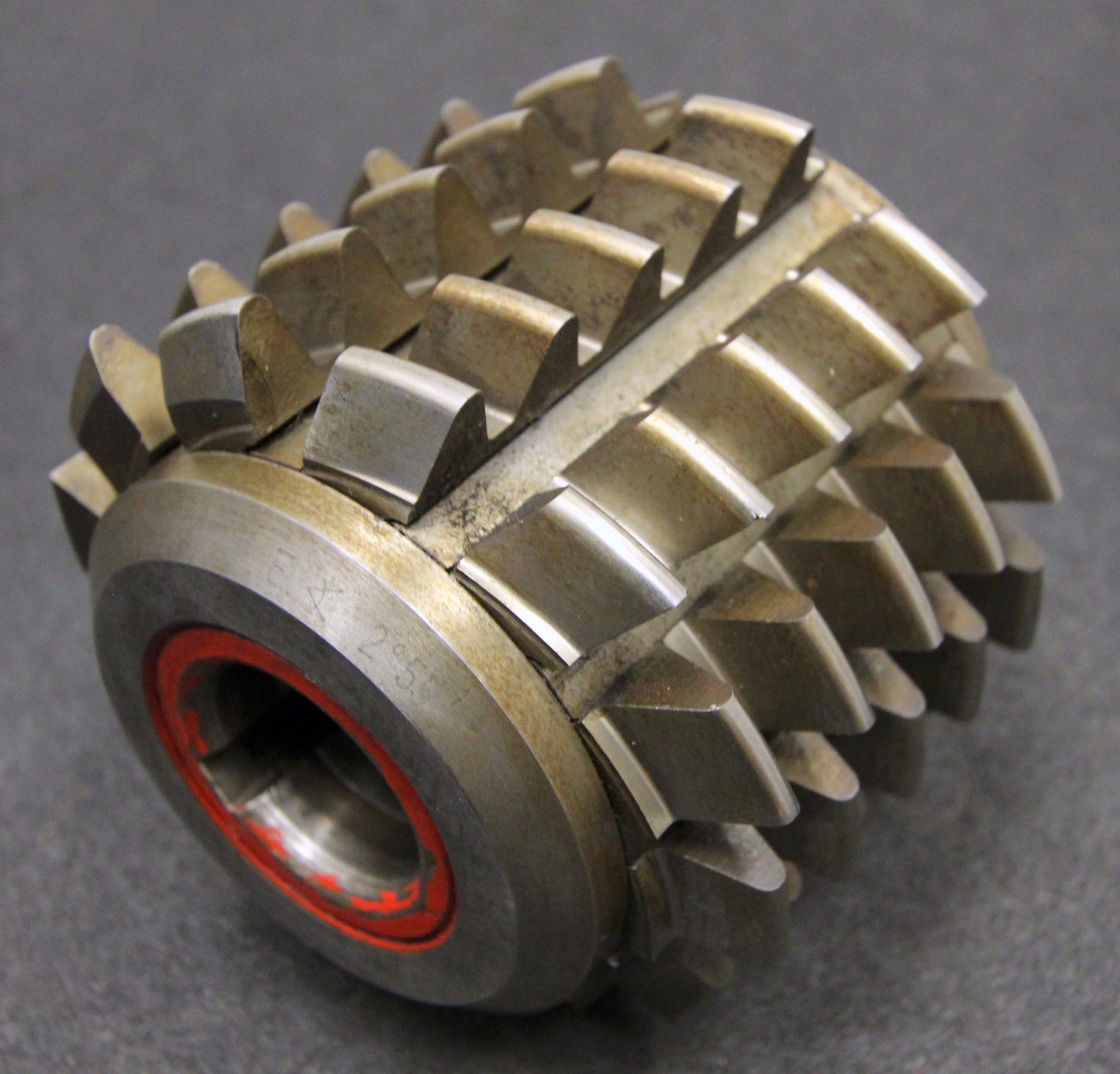 Bild des Artikels SAAZOR-Stollenwälzfräser-involute-spline-hob-Vorfräser-m-=-5mm-18°13´-EGW