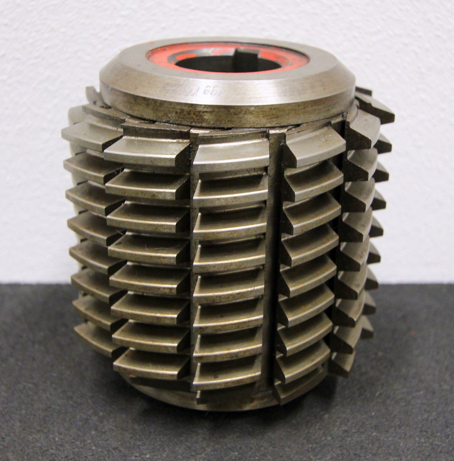 Bild des Artikels SAAZOR-Stollenwälzfräser-involute-spline-hob-Fertigfräser-m-=-3mm-16°-EGW-1gg.-R
