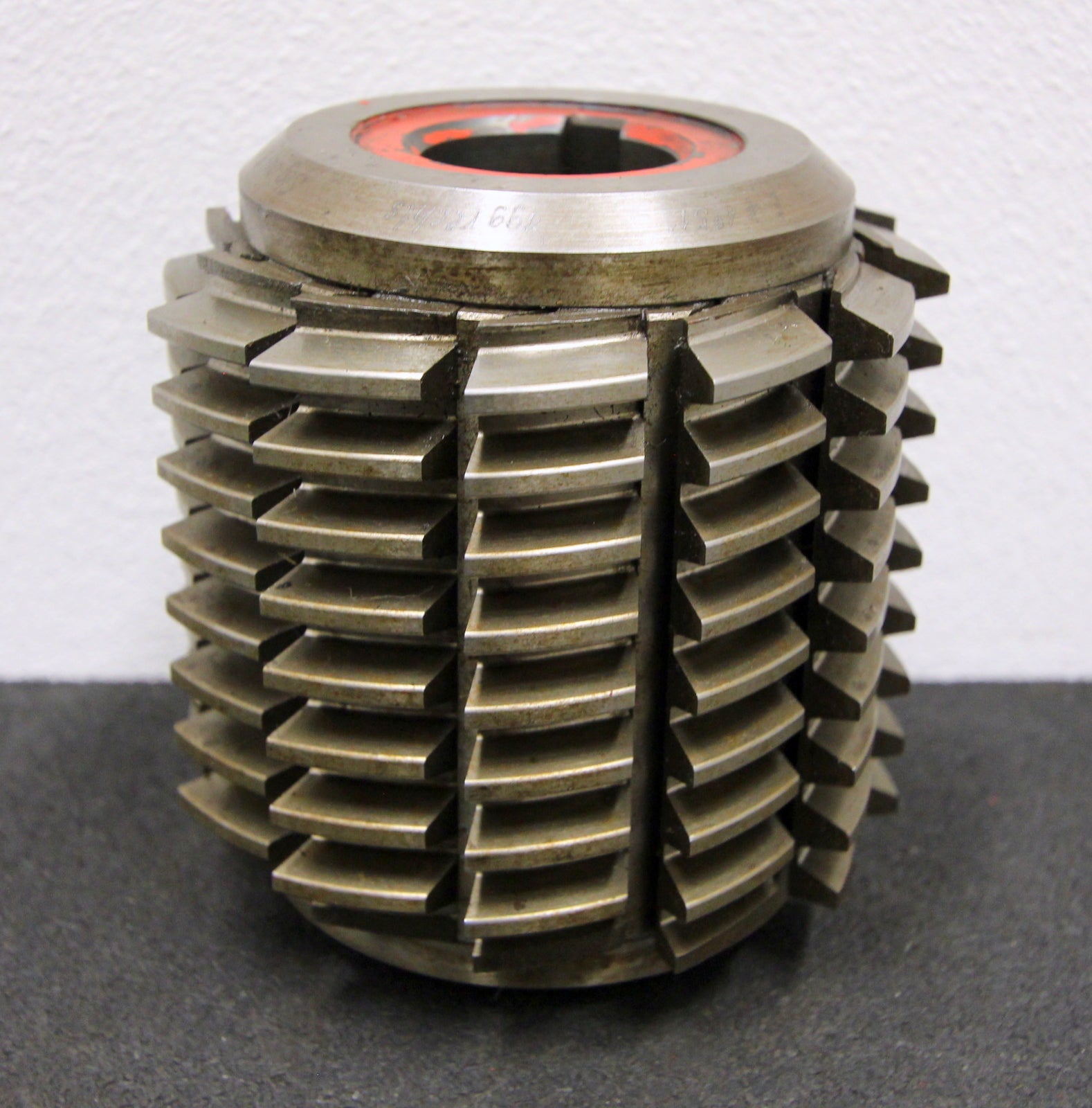 Bild des Artikels SAAZOR-Stollenwälzfräser-involute-spline-hob-Fertigfräser-m-=-3mm-16°-EGW-1gg.-R