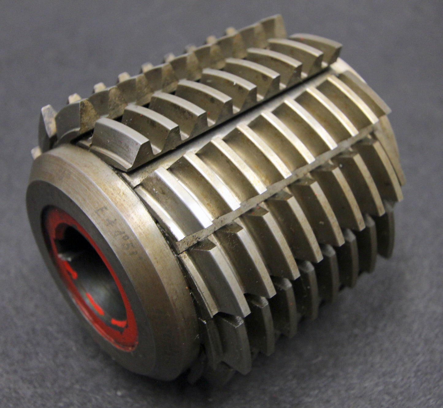 Bild des Artikels SAAZOR-Stollenwälzfräser-involute-spline-hob-Fertigfräser-m-=-3mm-16°-EGW-1gg.-R