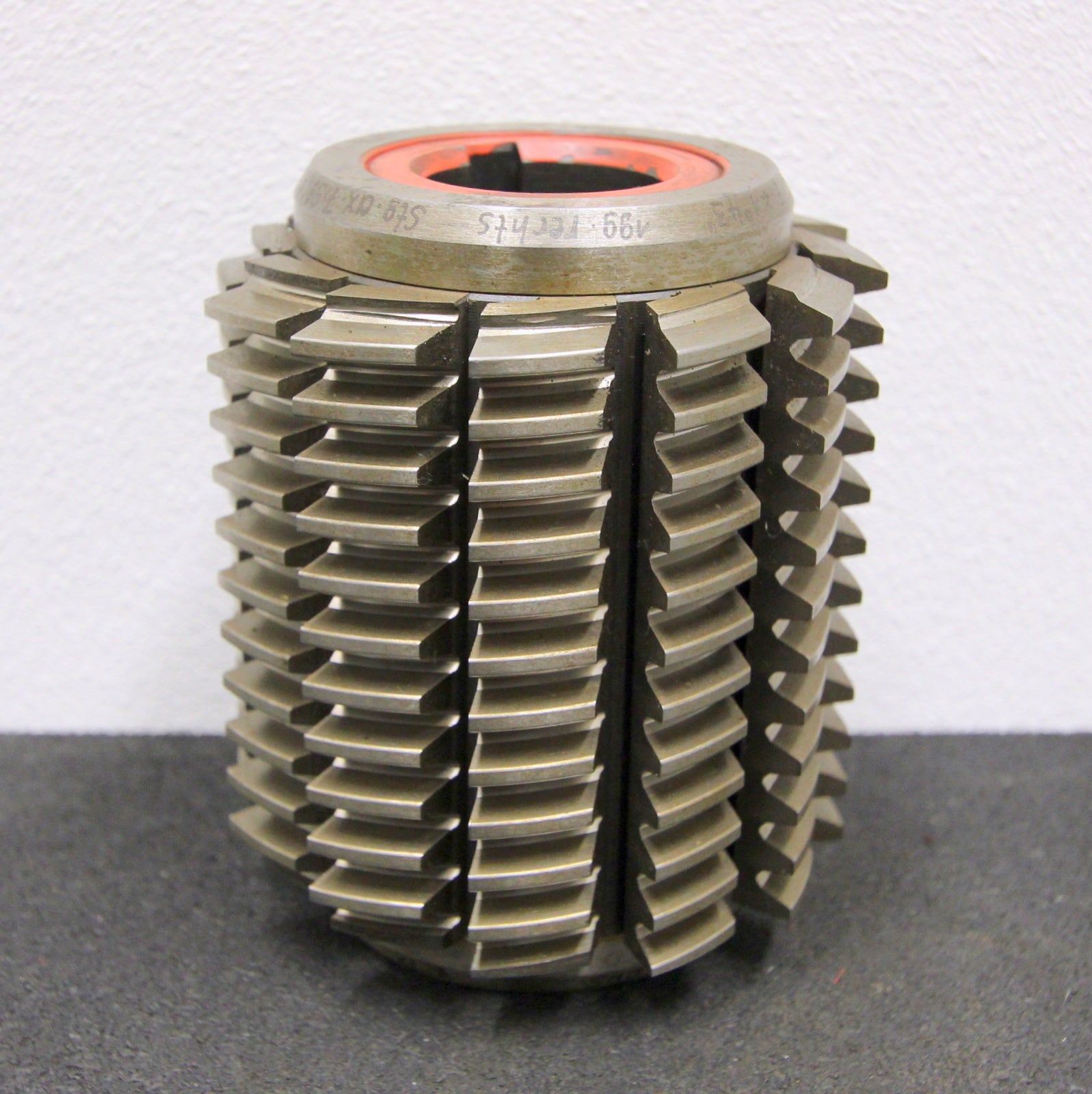 Bild des Artikels SAAZOR-Stollenwälzfräser-involute-spline-hob-m-=-2,4169mm-BP-I-nach-DIN3972