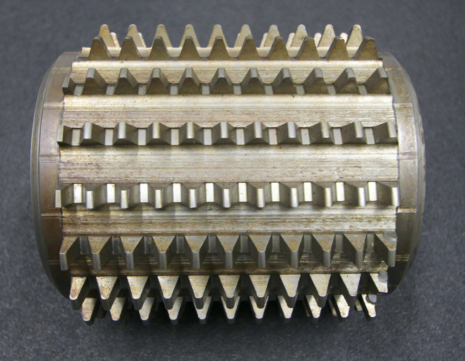 Bild des Artikels ESKA-Stollenwälzfräser-involute-spline-hob-Fertigfräser-DP6,35-m-=-4mm-BPII