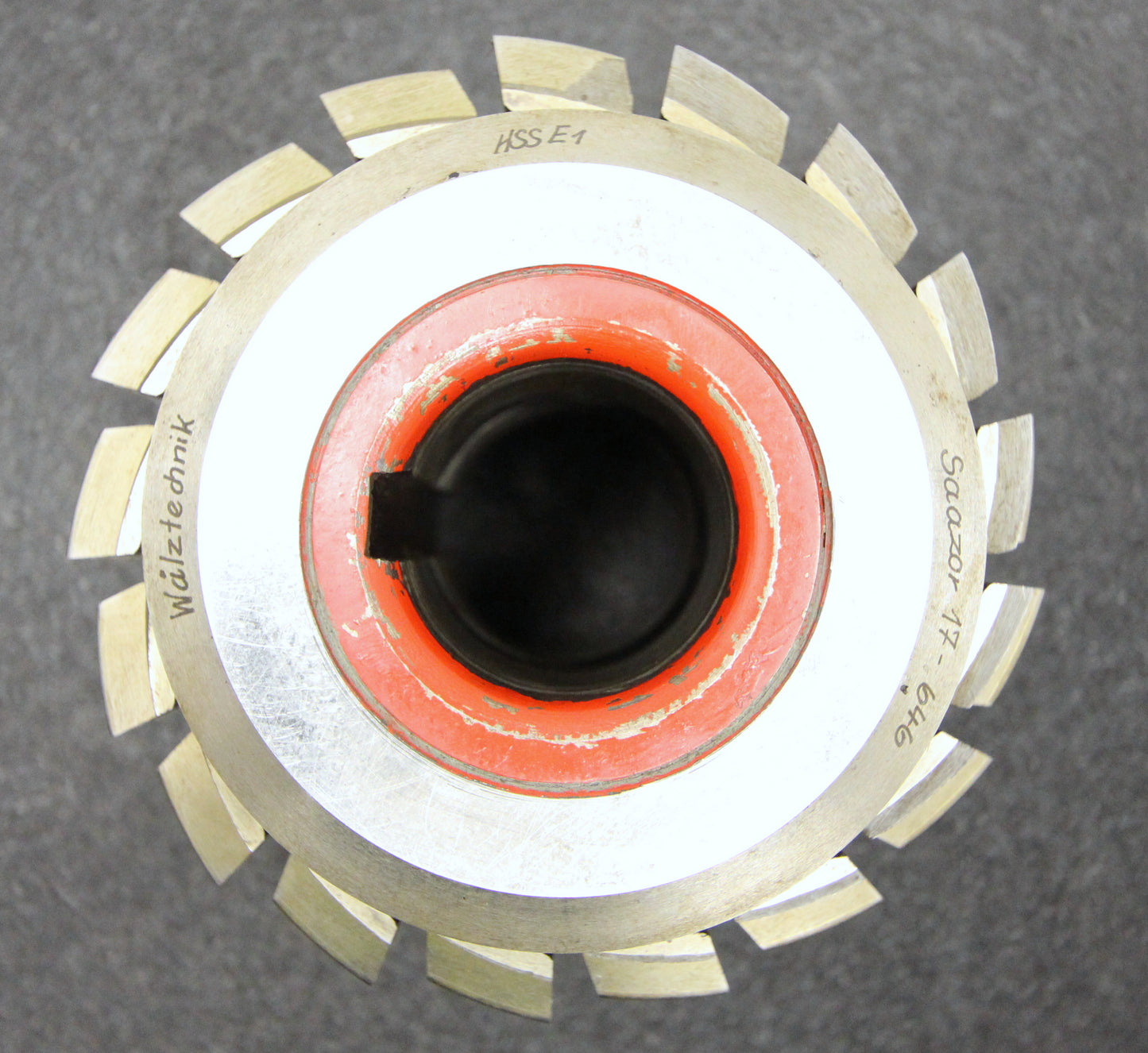 Bild des Artikels SAAZOR-Stollenwälzfräser-involute-spline-hob-m-=-3,5mm-19°50´-EGW-Ø130x110xØ40mm