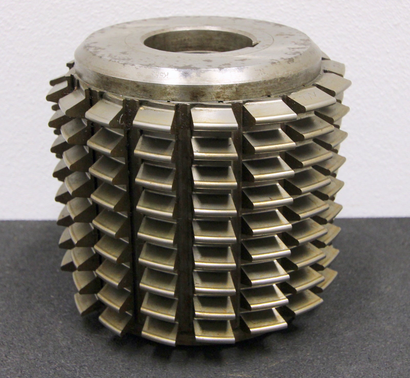 Bild des Artikels ESKA-Stollenwälzfräser-involute-spline-hob-Fertigfräser-DP6,35-20°-EGW-1gg.-R