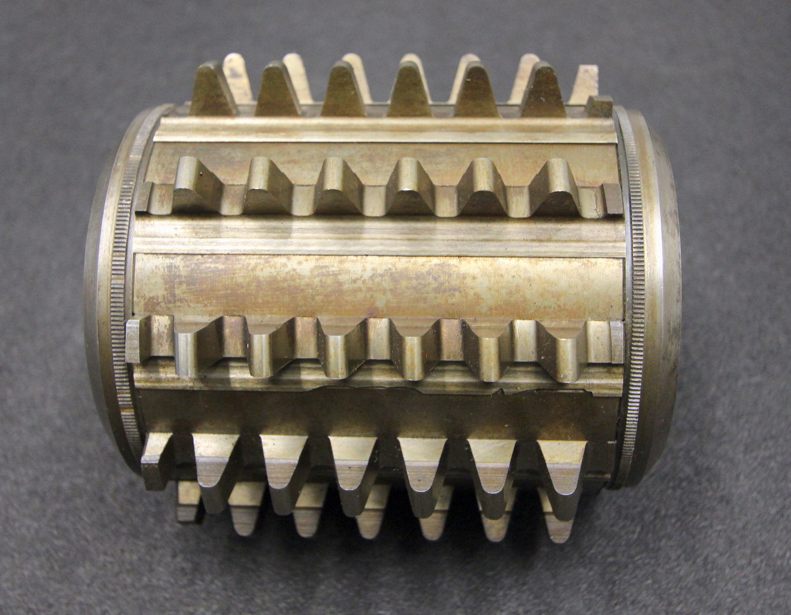 Bild des Artikels SAAZOR-Stollenwälzfräser-involute-spline-hob-m-=-4,9mm-15°-EGW-Ø120x130xØ32mm