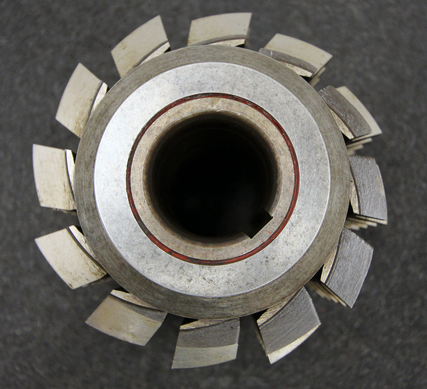 Bild des Artikels SAAZOR-Stollenwälzfräser-involute-spline-hob-Fertigfräser-m-=-5mm-18°13´-EGW