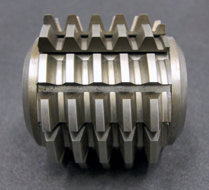 Bild des Artikels SAAZOR-Stollenwälzfräser-involute-spline-hob-Fertigfräser-m-=-5mm-18°13´-EGW
