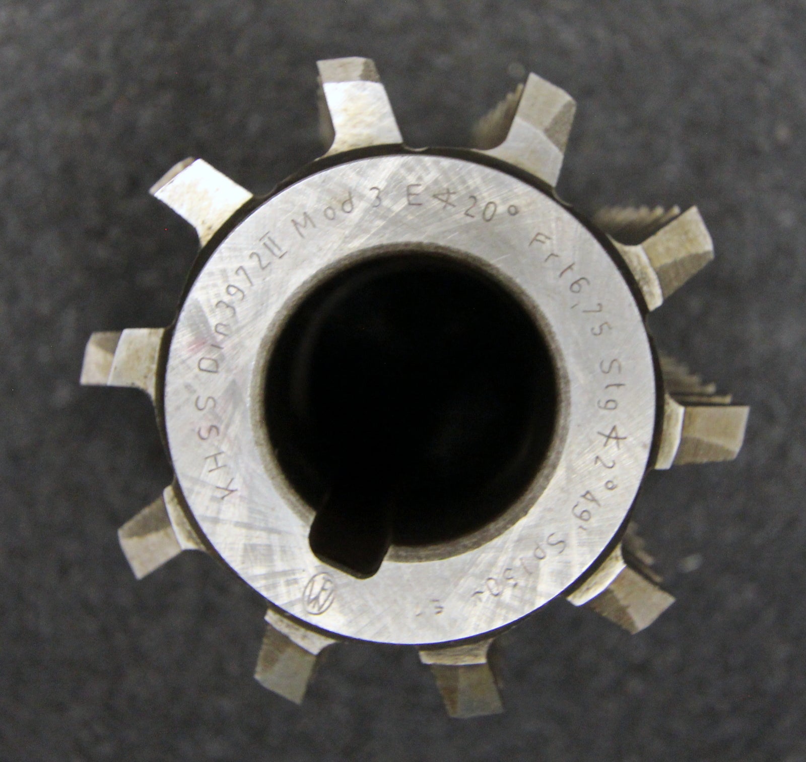 Bild des Artikels FETTE-Vollstahlwälzfräser-gear-hob-m-=-3mm-BP-II-DIN3972-20°-EGW-Ø65x70xØ27mm-