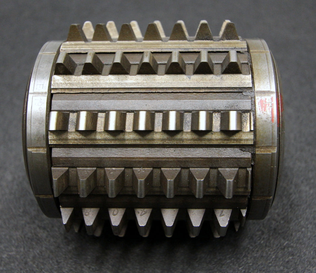 Bild des Artikels KLINGELNBERG-Stollenwälzfräser-involute-spline-hob-m-=-3,6mm-19°55´-EGW