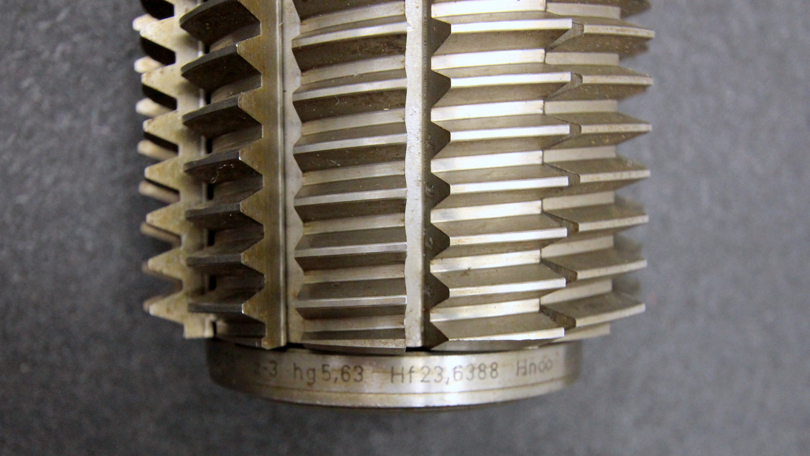 Bild des Artikels KLINGELNBERG-Stollenwälzfräser-involute-spline-hob-Vorfräser-m-=-2,5mm-BPIII