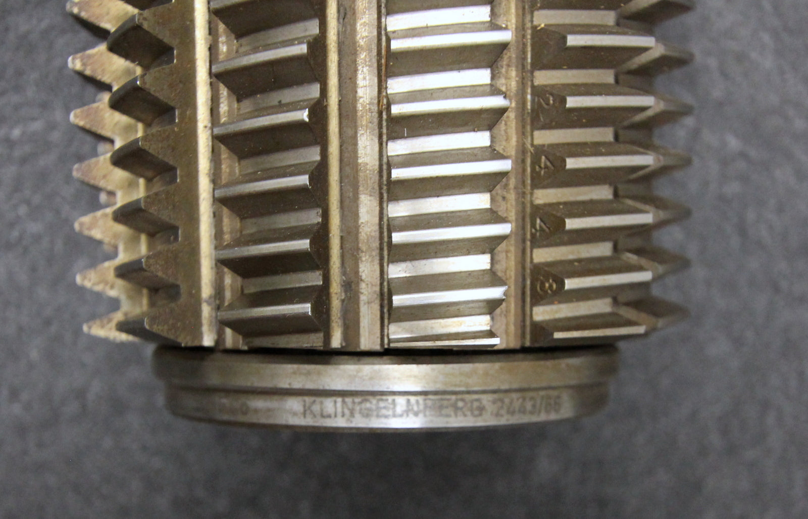 Bild des Artikels KLINGELNBERG-Stollenwälzfräser-involute-spline-hob-Vorfräser-m-=-2,5mm