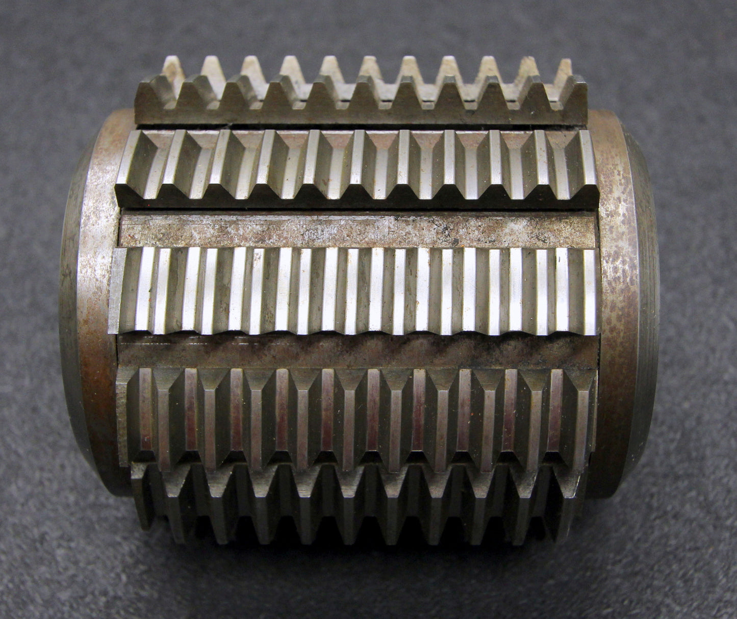 Bild des Artikels SAAZOR-Stollenwälzfräser-involute-spline-hob-Fertigfräser-m-=-2,5mm-1gg.-L