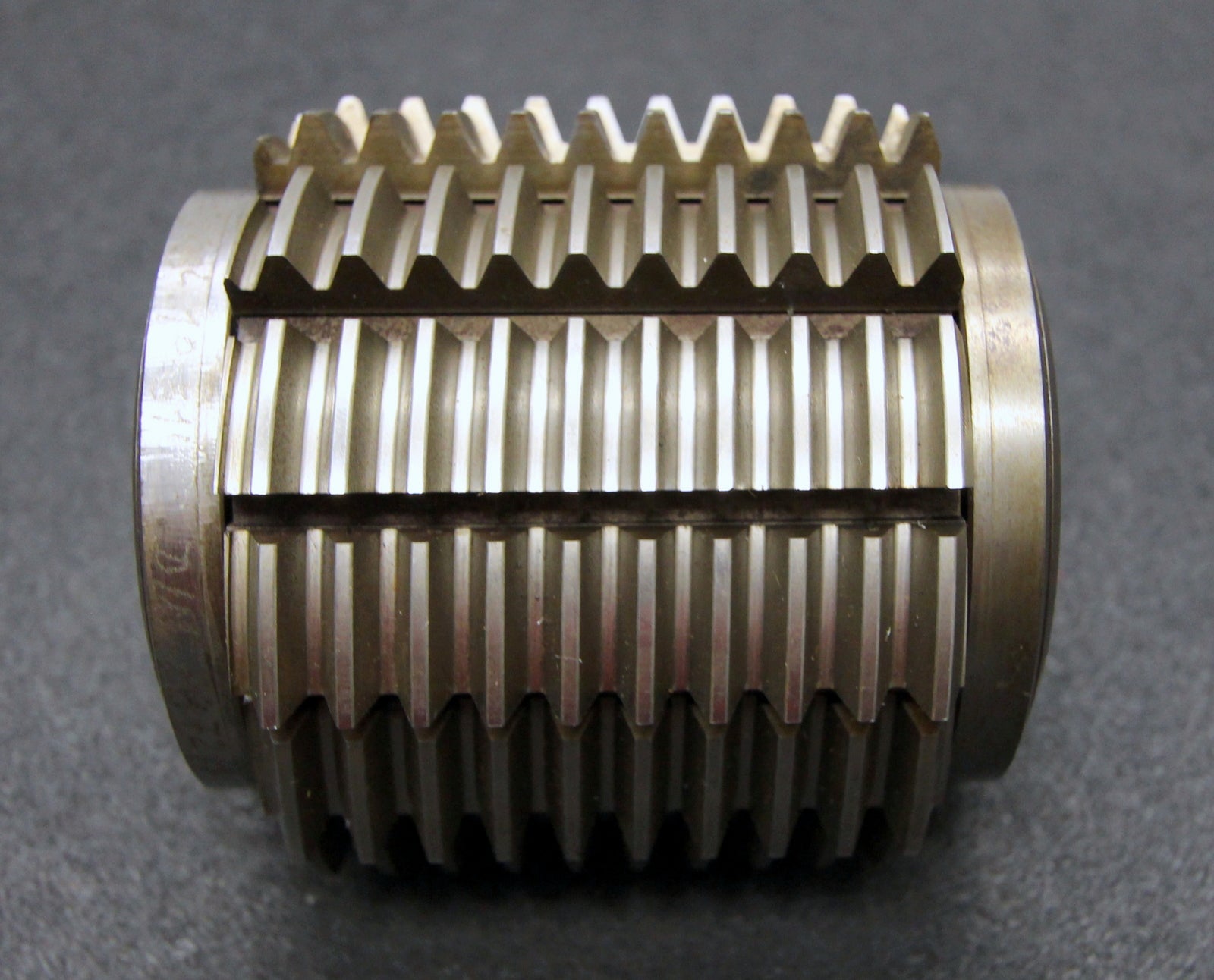 Bild des Artikels KLINGELNBERG-Stollenwälzfräser-involute-spline-hob-Fertigfräser-m-=-2,5mm-BPI