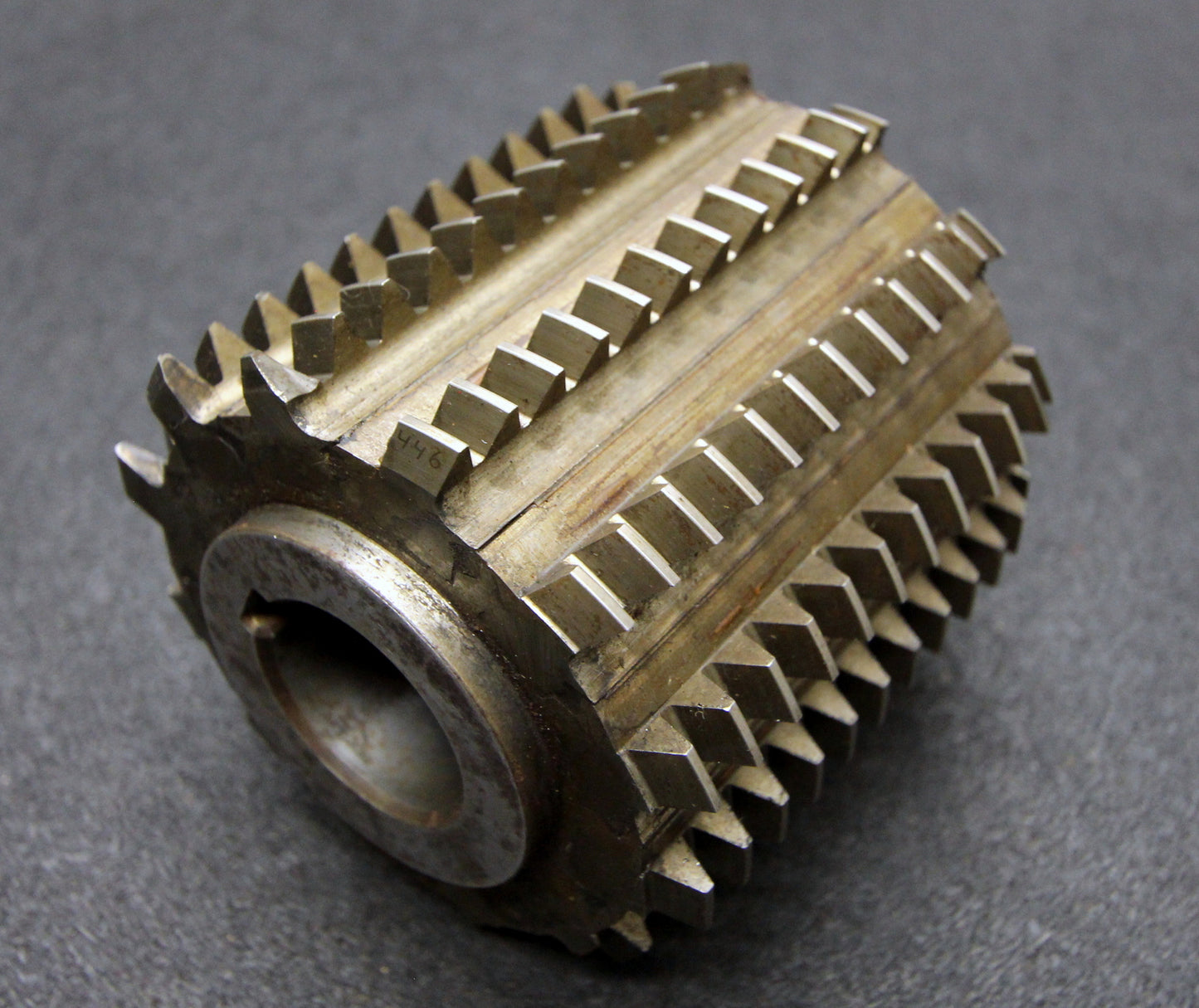 Bild des Artikels Stollenwälzfräser-involute-spline-hob-m-=-2,5mm-20°-EGW-1gg.-R-Ø100x100xØ32mm