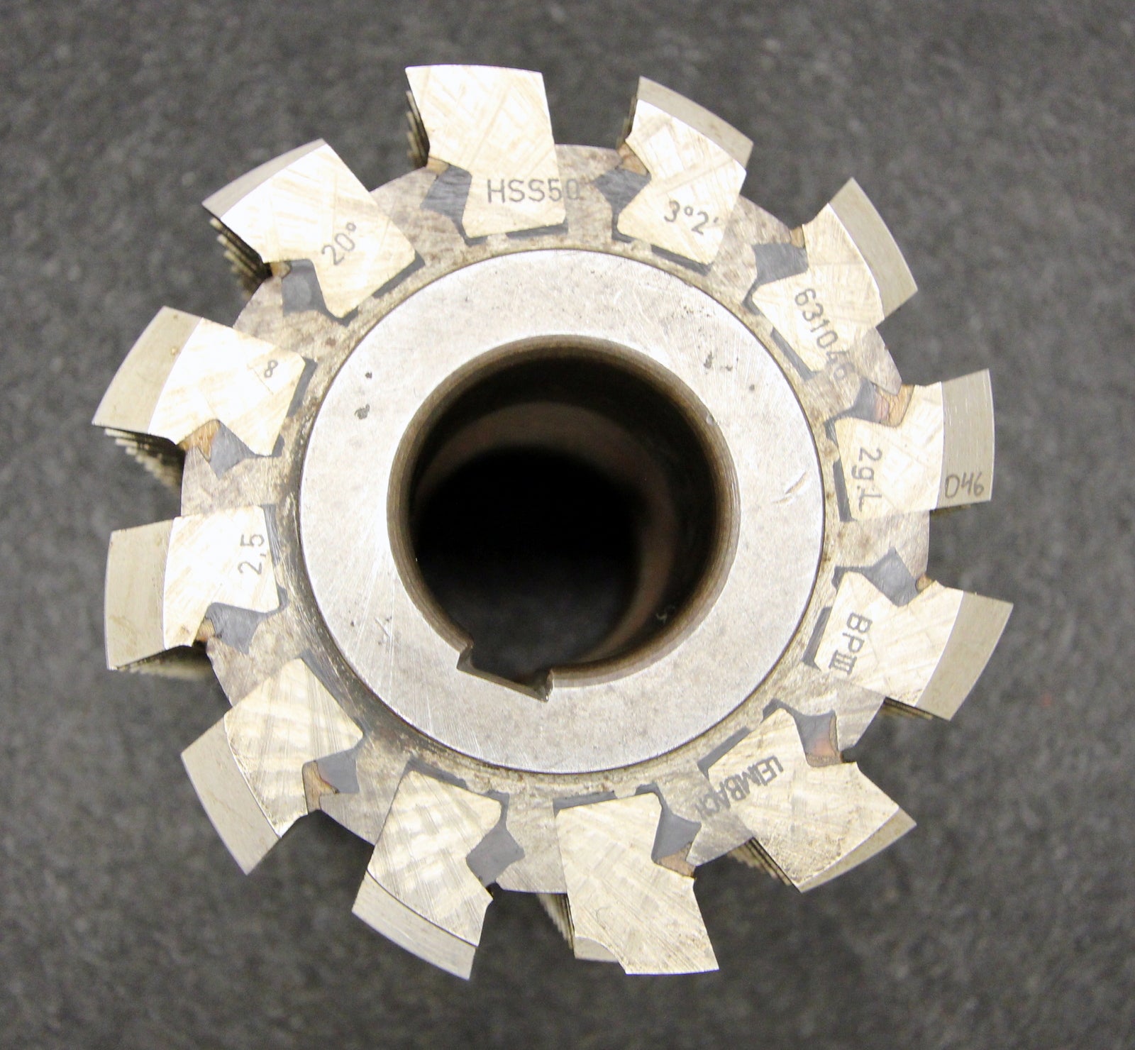 Bild des Artikels LEIMBACH-Stollenwälzfräser-involute-spline-hob-m-=-2,5mm-BP-III-2gg.-L