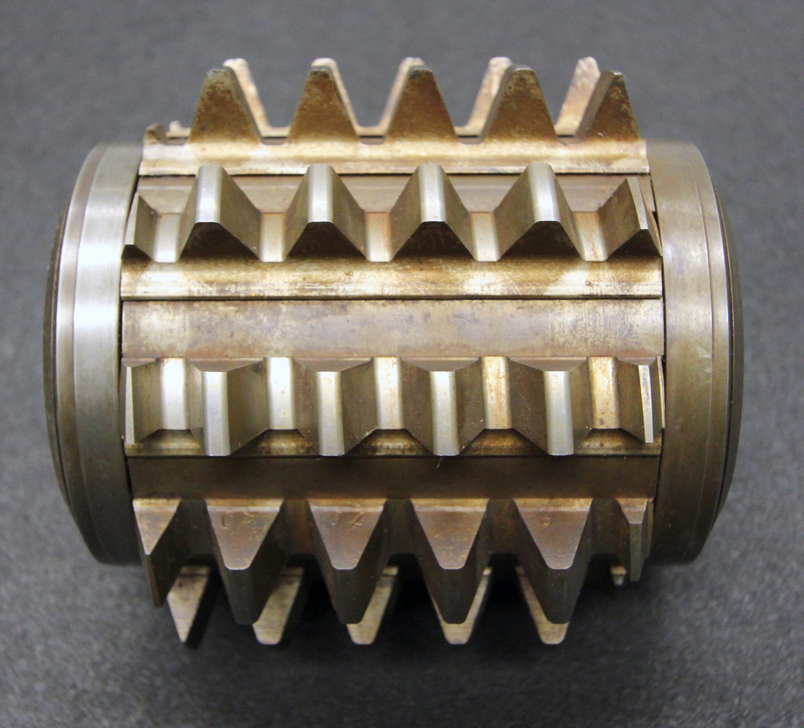 Bild des Artikels KLINGELNBERG-Stollenwälzfräser-involute-spline-hob-m=6,5mm-20°-EGW-1gg.-R