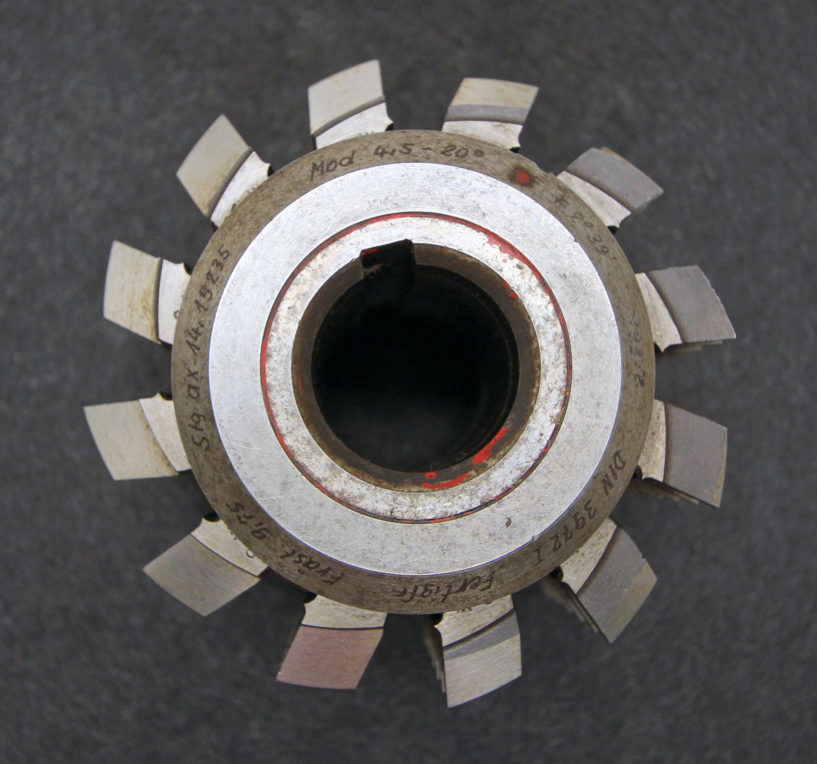 Bild des Artikels SAAZOR-Stollenwälzfräser-involute-spline-hob-Fertigfräser-m=4,5mm-Ø110x105xØ32mm