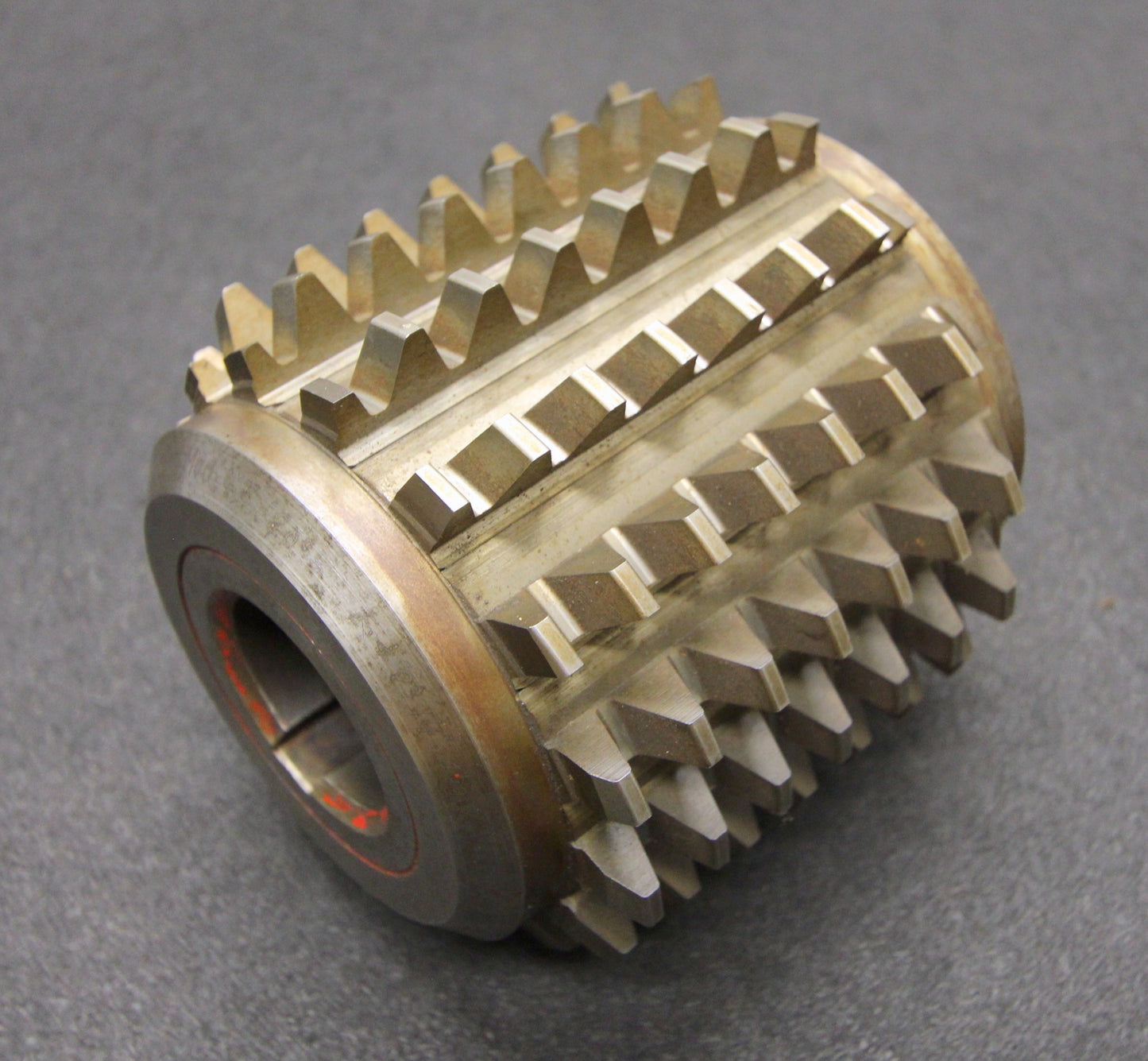 Bild des Artikels SAAZOR-Stollenwälzfräser-involute-spline-hob-Fertigfräser-m-=-4,5mm-20°-EGW