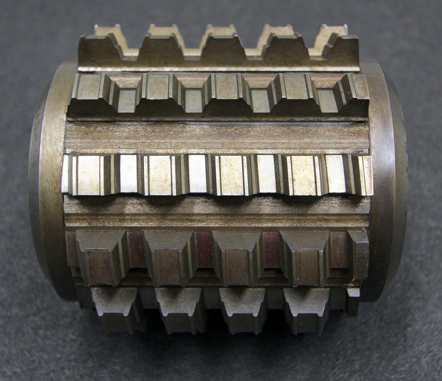 Bild des Artikels SAAZOR-Keilwellenwälzfräser-spline-hob-8-Keile-42,15x48x8,08-mit-Höcker-1gg.-R