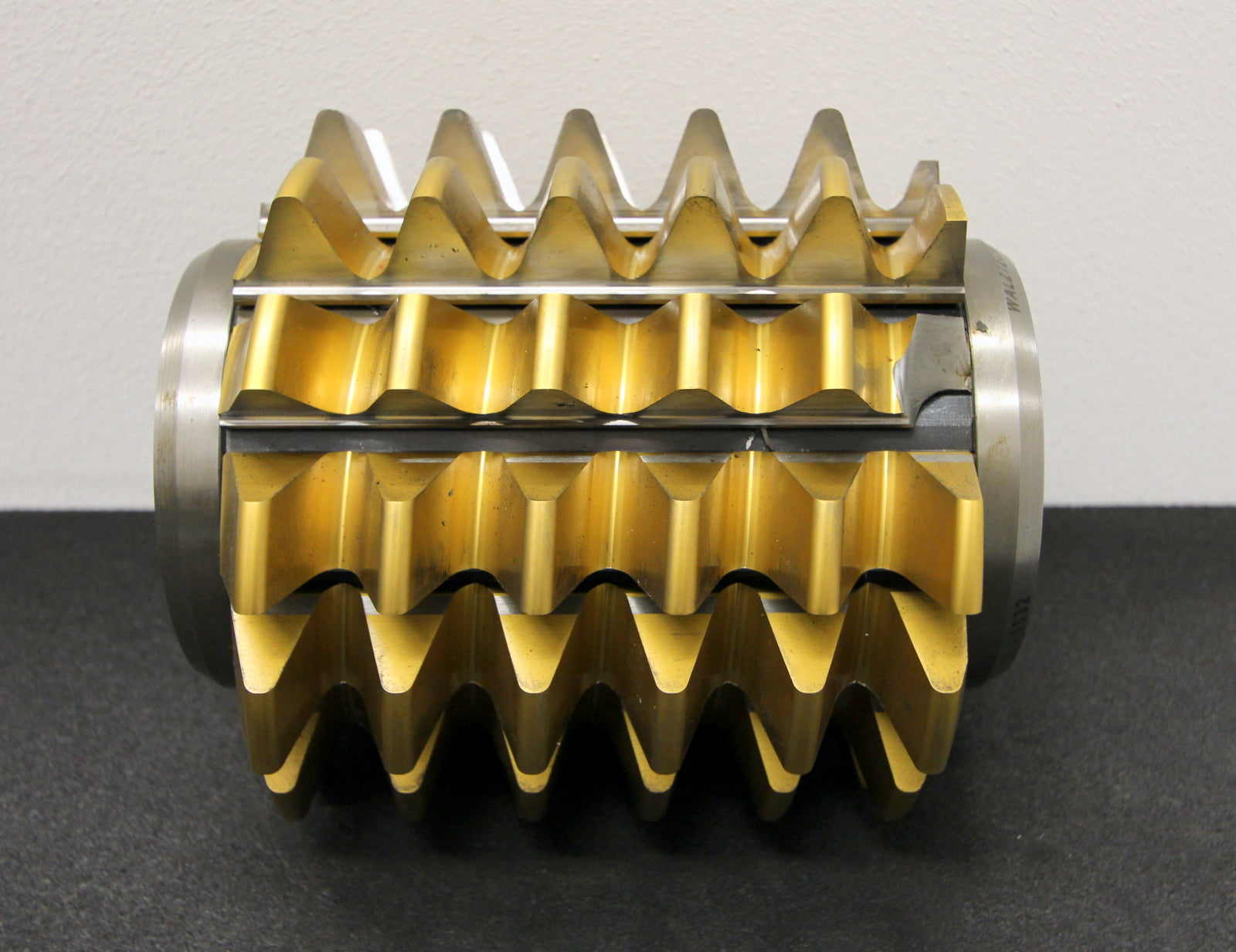 Bild des Artikels SAAZOR-Stollenwälzfräser-involute-spine-hob-m-=-9mm-20°-EGW-Ø170x190xØ50mm