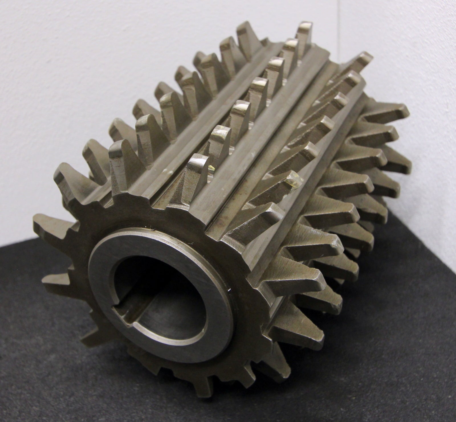 Bild des Artikels PWS-Vollstahlwälzfräser-gear-hob-m-=-8mm-20°-EGW-Ø155x195xØ50mm-LKN