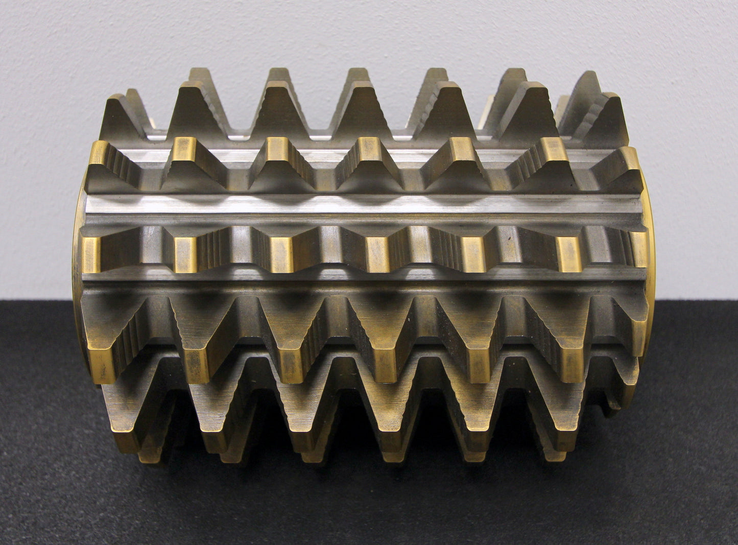 Bild des Artikels Vollstahlwälzfräser-gear-hob-m-=-11mm-BP-III-nach-DIN3972-20°-EGW-Ø180x230xØ60mm