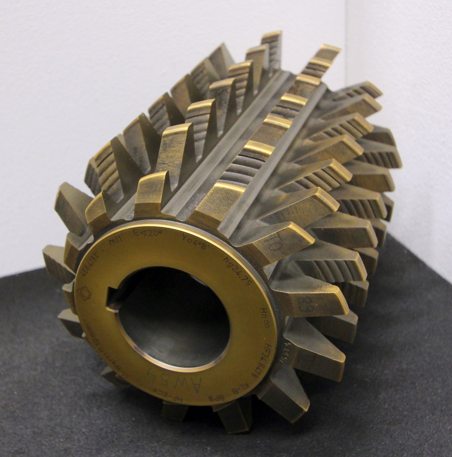 Bild des Artikels Vollstahlwälzfräser-gear-hob-m-=-11mm-BP-III-nach-DIN3972-20°-EGW-Ø180x230xØ60mm
