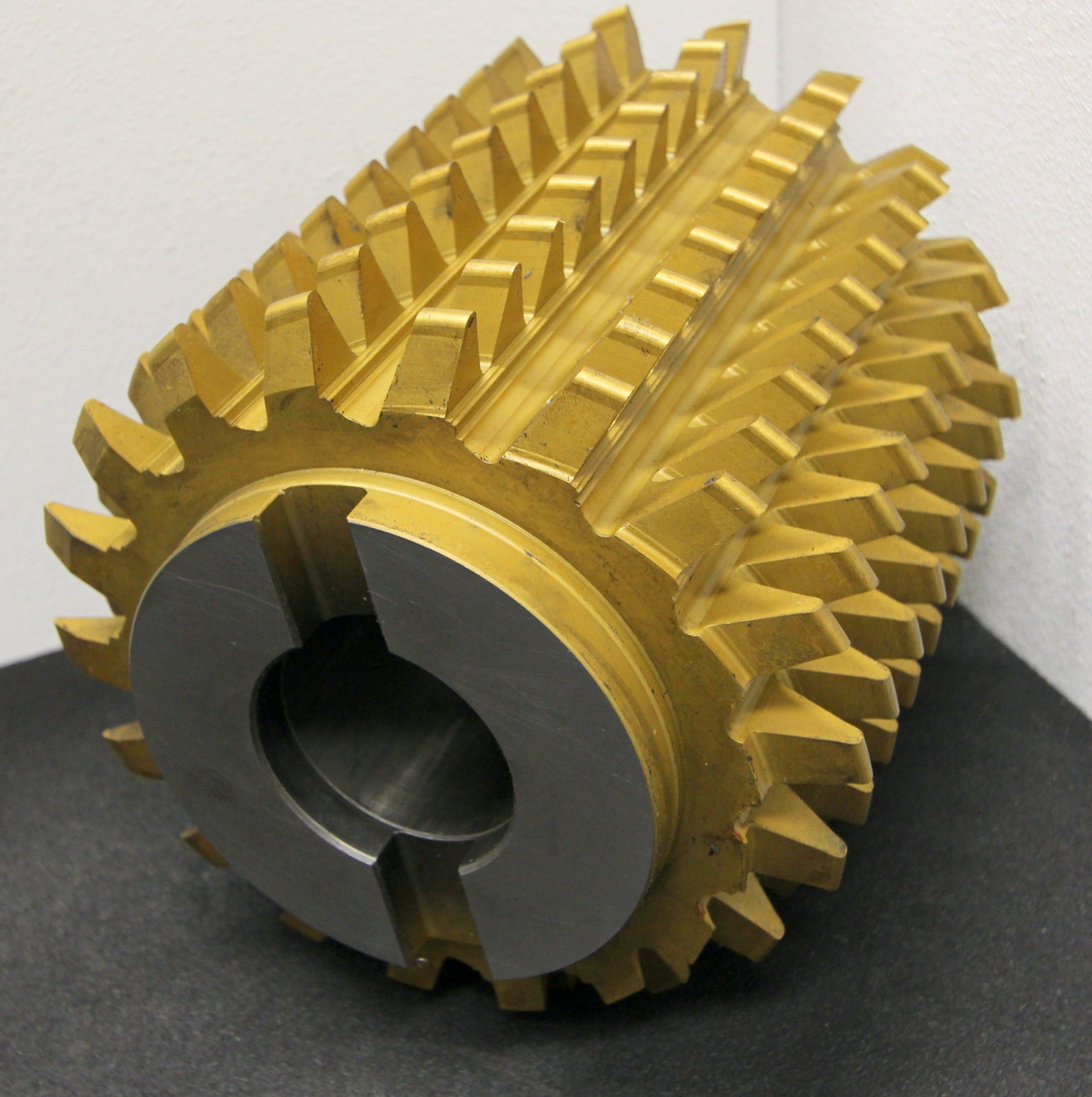 Bild des Artikels FETTE-Vollstahlwälzfräser-gear-hob-m-=-7mm-20°-EGW-Ø200x220xØ60mm