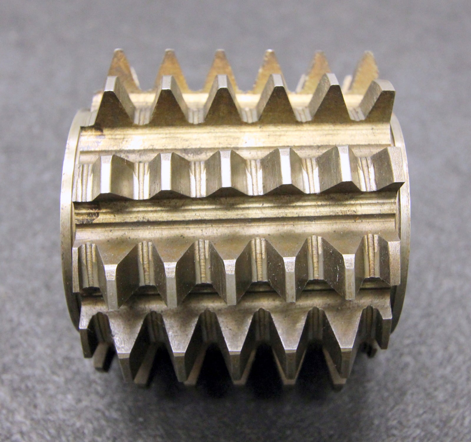 Bild des Artikels KLINGELNBERG-Vollstahlwälzfräser-gear-hob-m-=-3,5mm-20°-EGW-Ø80x70xØ30mm